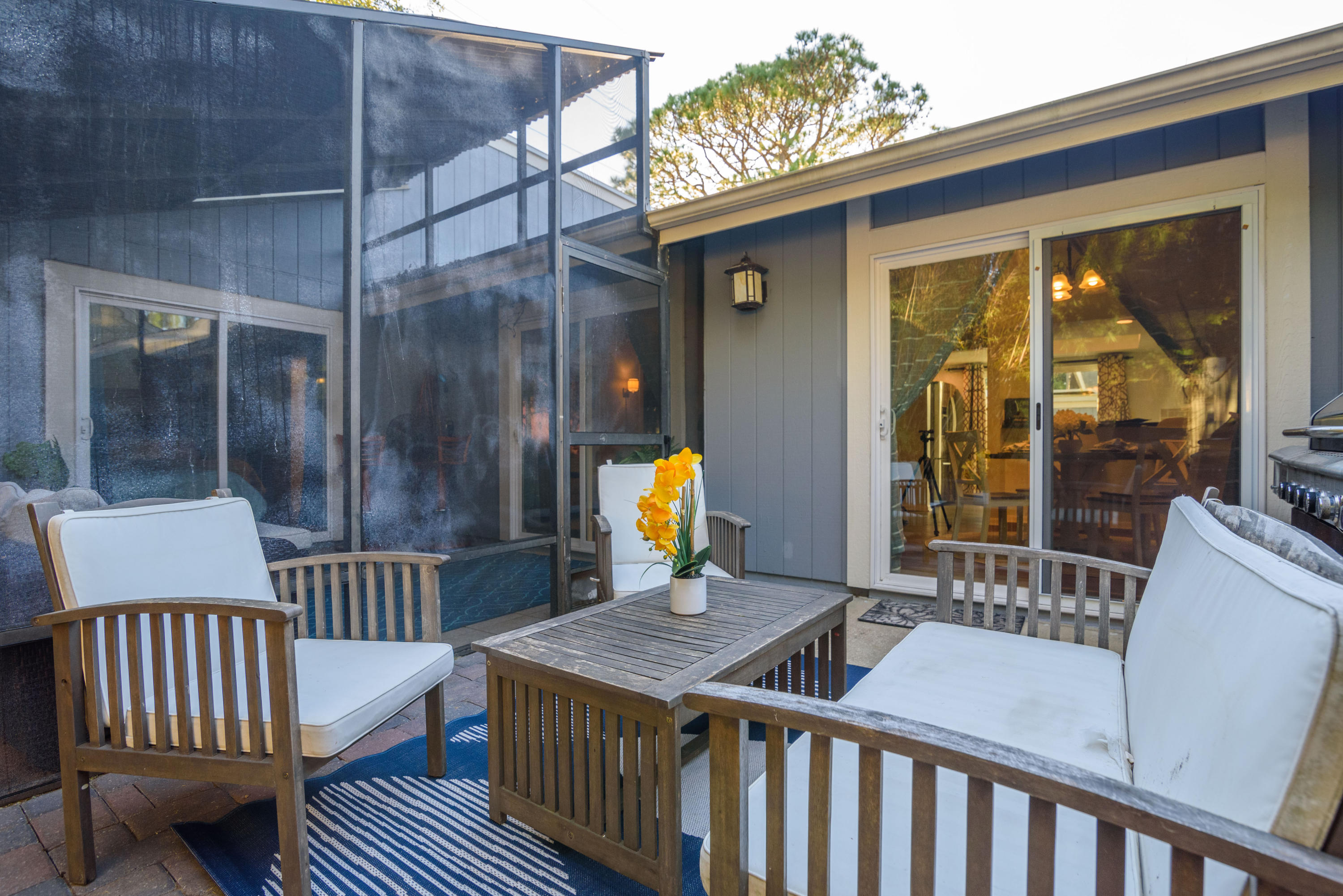 LINKSIDE VILLAGE UNIT 1 - Residential