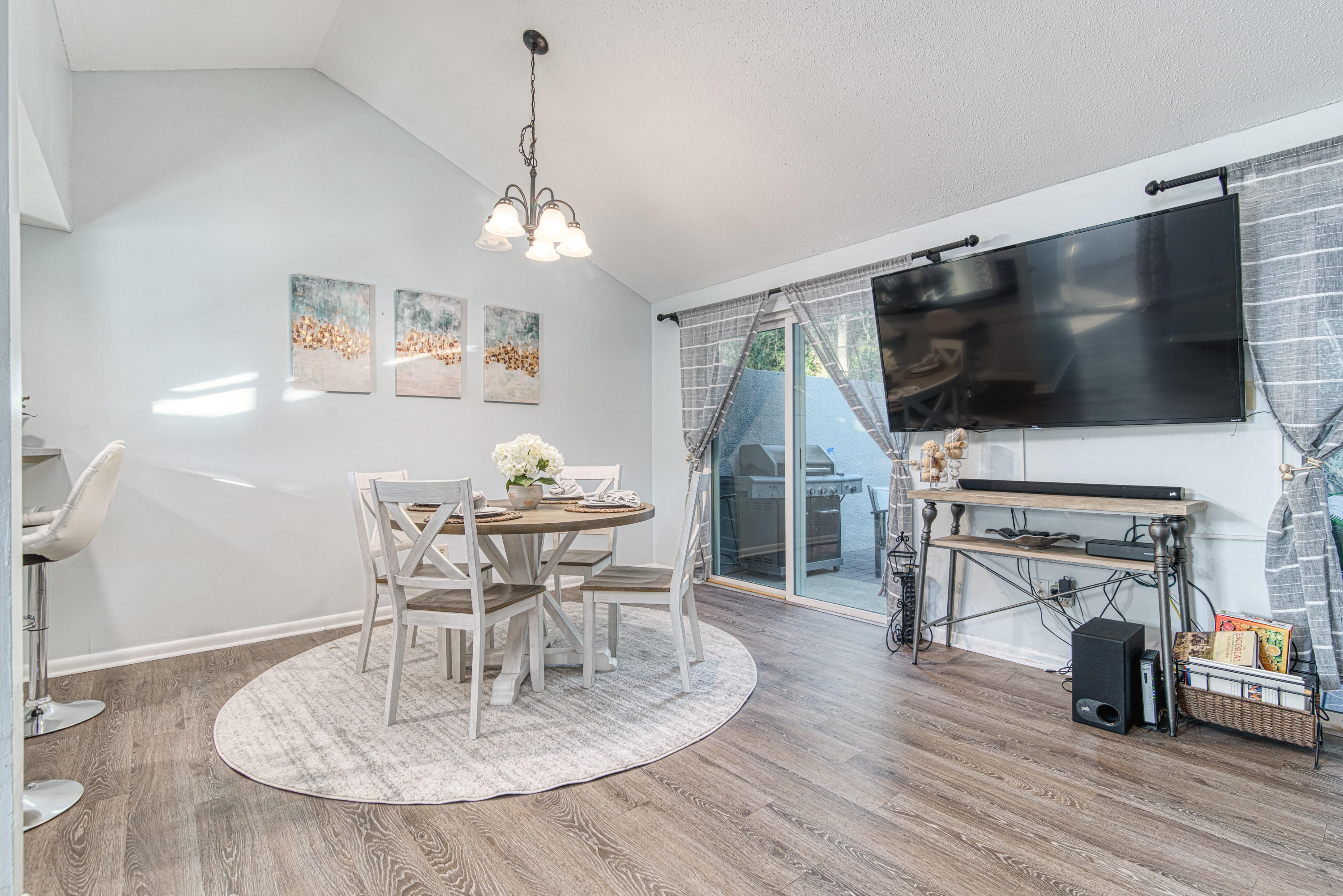 LINKSIDE VILLAGE UNIT 1 - Residential