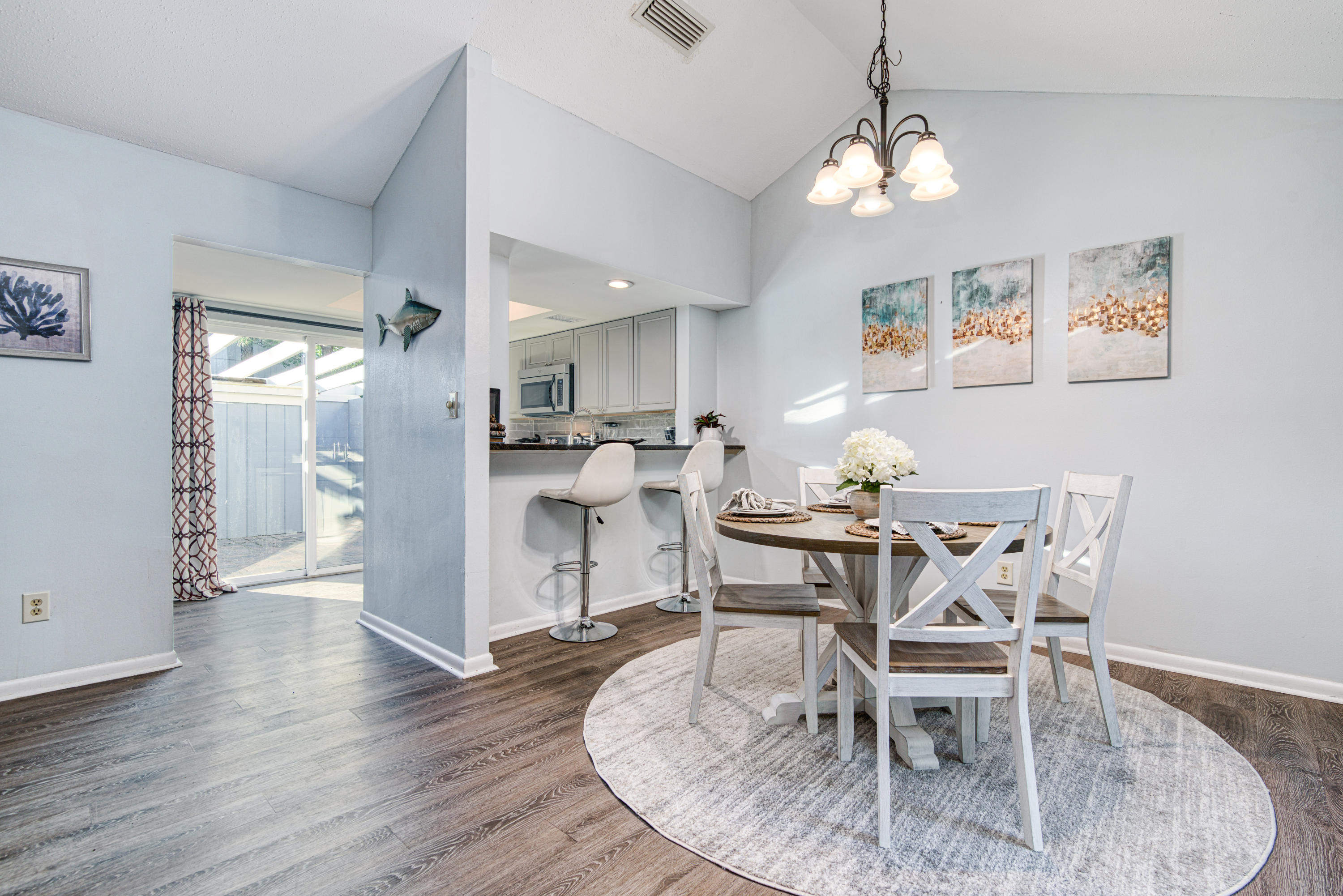 LINKSIDE VILLAGE UNIT 1 - Residential