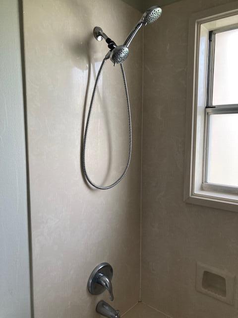 KELLYS 3RD ADDN TO DESTIN - Residential Lease