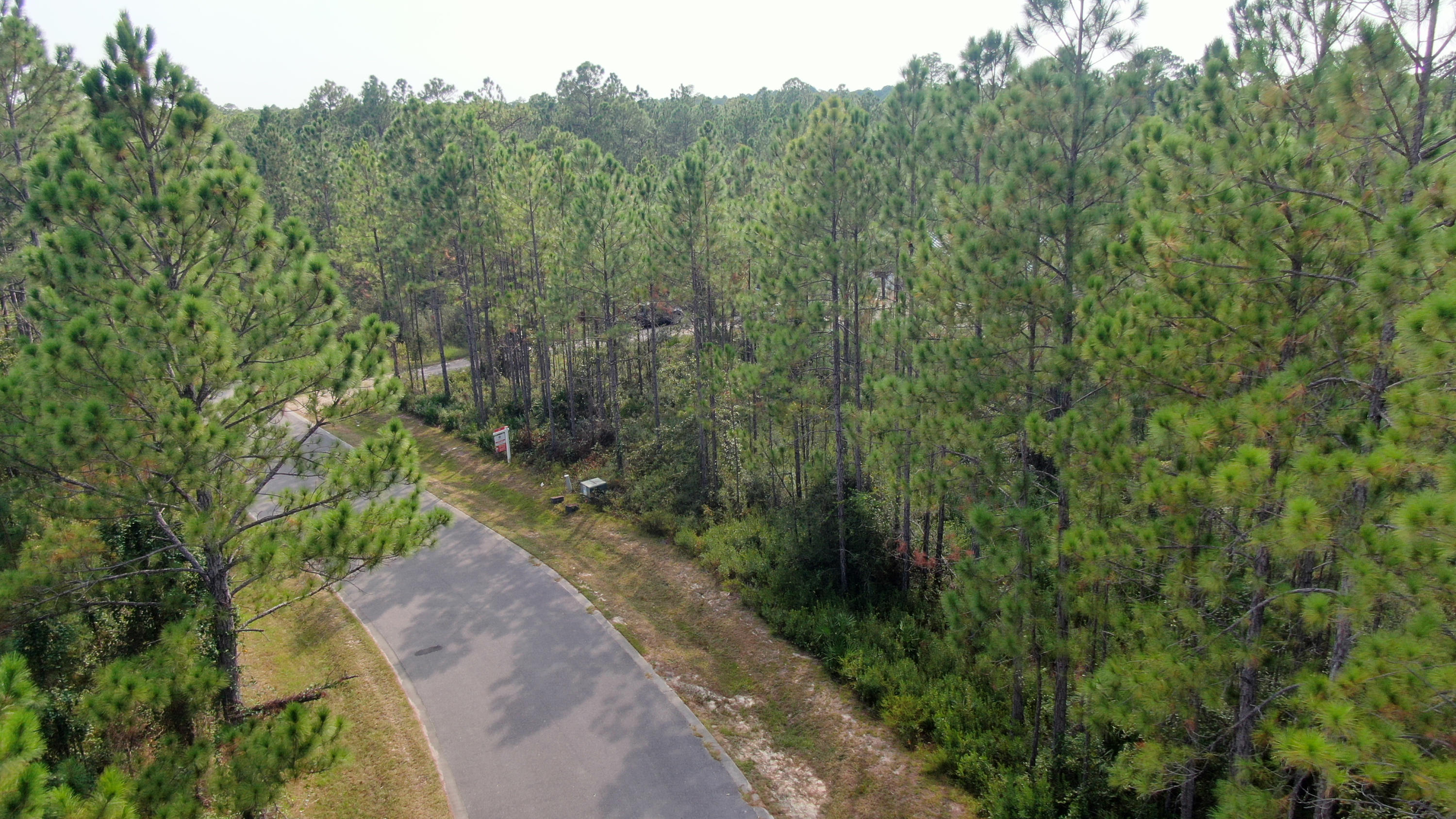 SECLUSION BAY - Land