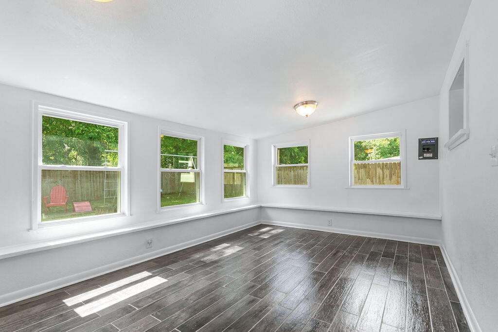 BRYN MAWR PARK - Residential
