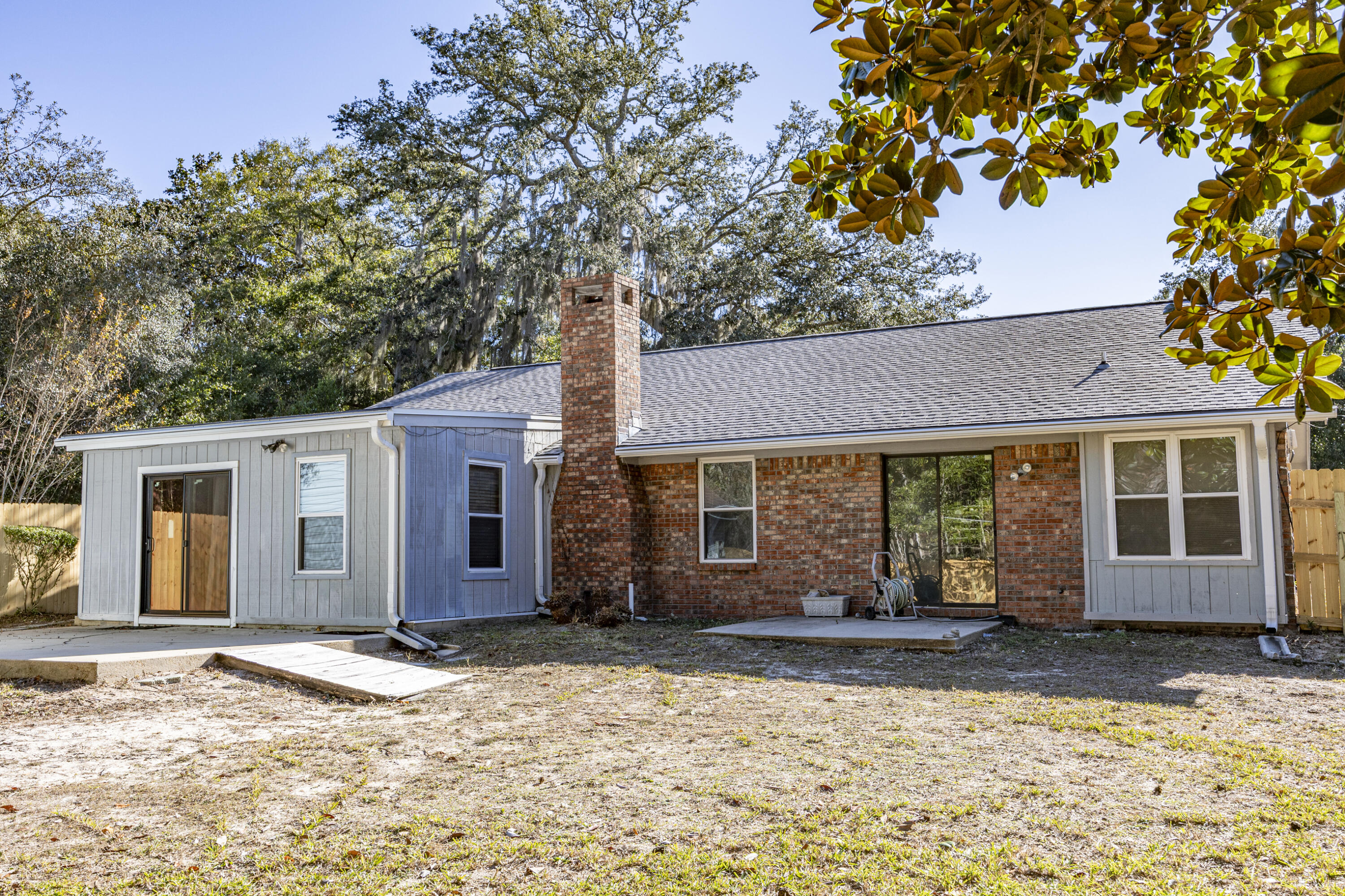 PINEWOOD ESTATES - Residential