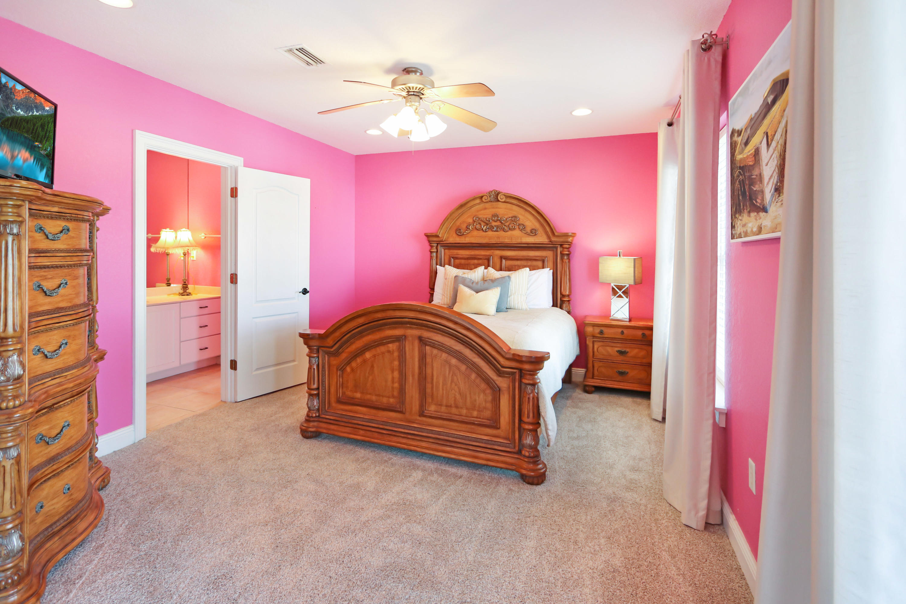 CRYSTAL SHORES - Residential