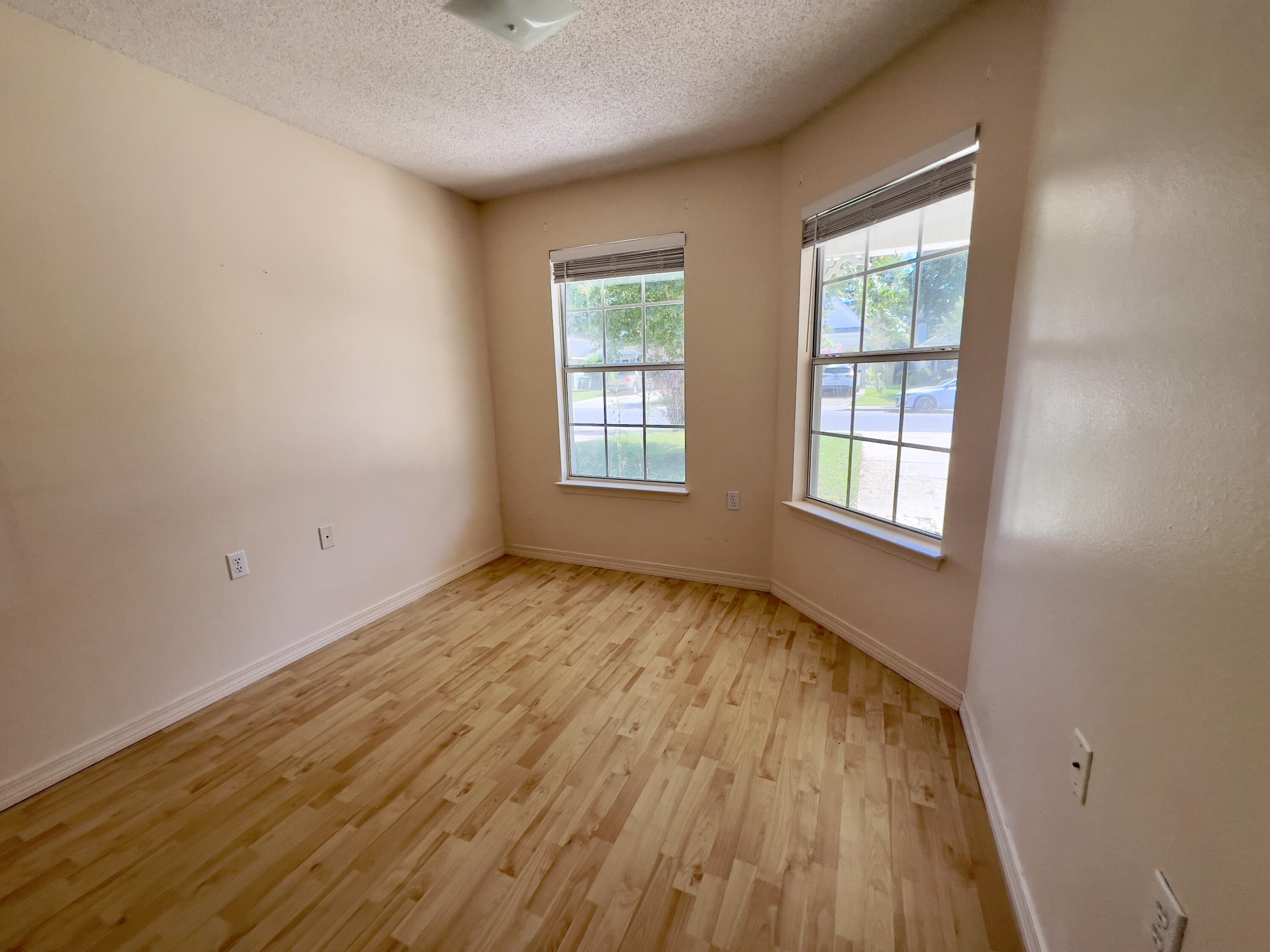 THE COTTAGES AT GRANDPOINTE PHASE II - Residential