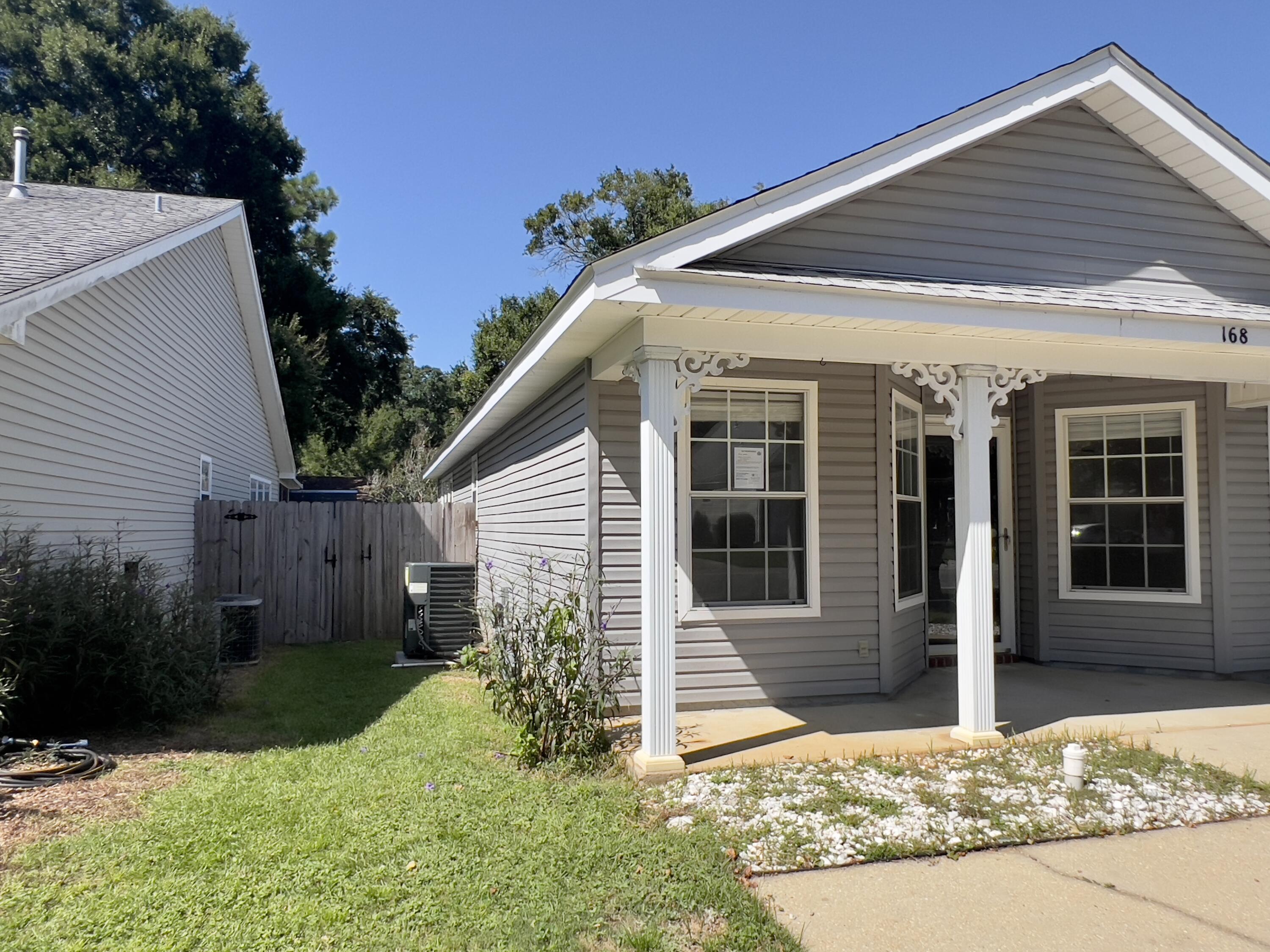 THE COTTAGES AT GRANDPOINTE PHASE II - Residential