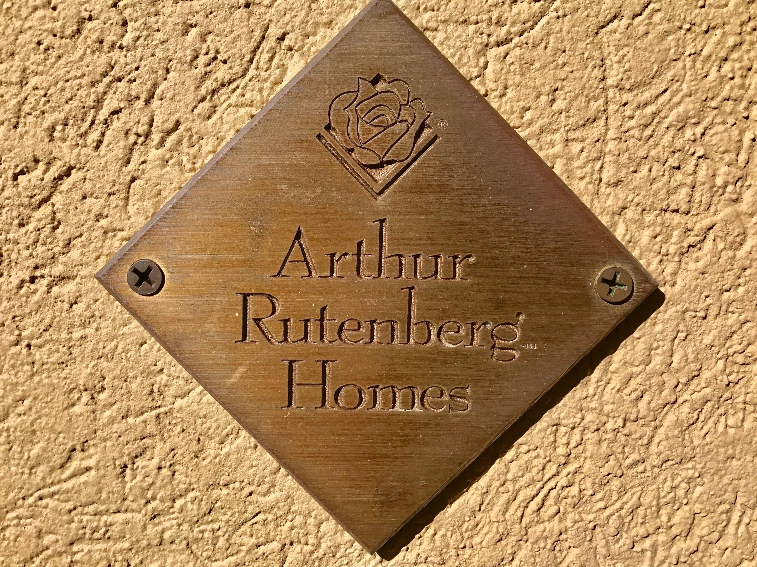 HERITAGE PARK - Residential