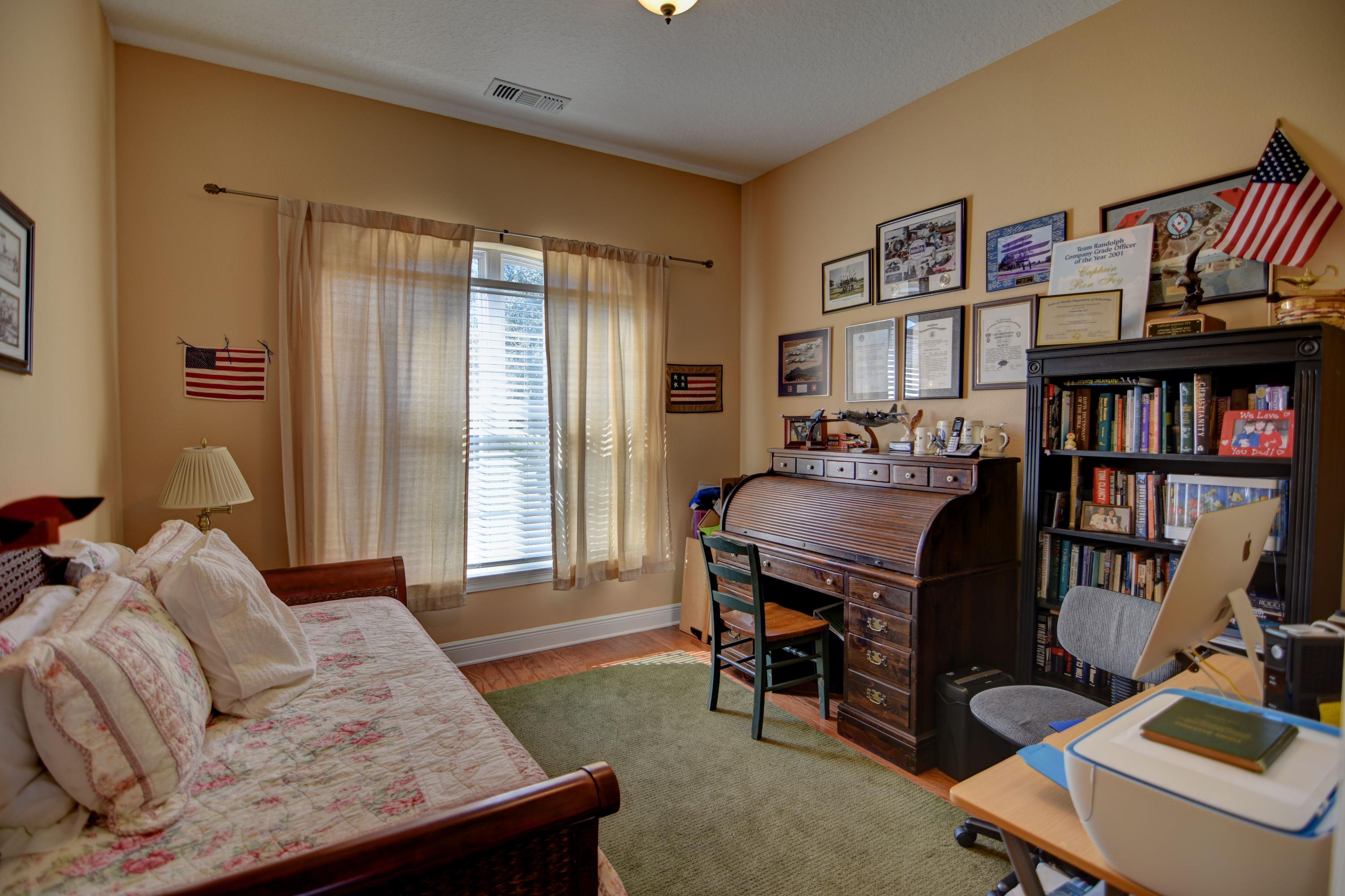 HERITAGE PARK - Residential