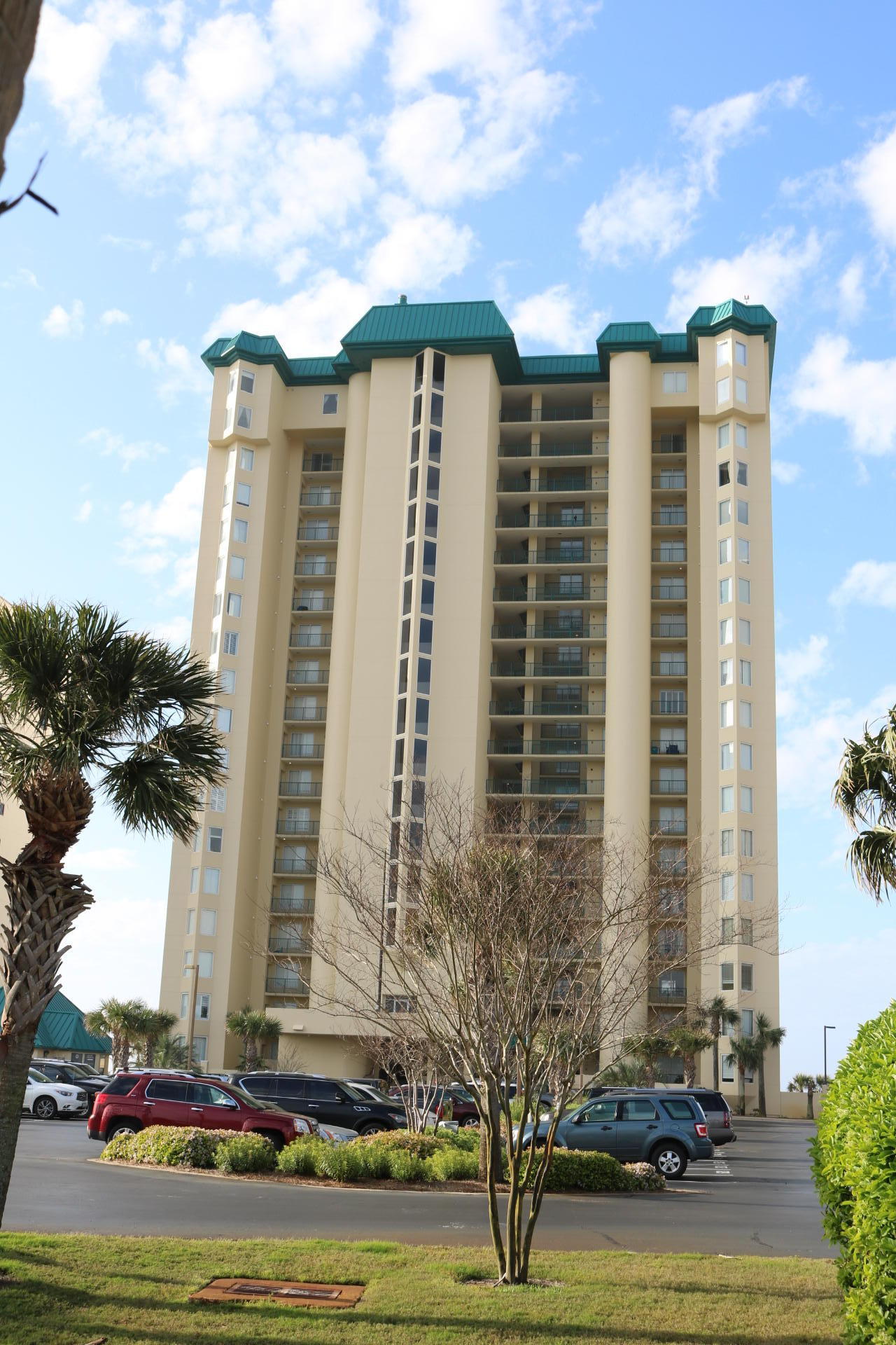 JADE EAST TOWERS CONDO - Residential