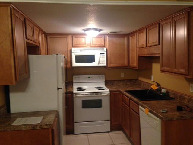 FINISTERRA CONDO - Residential