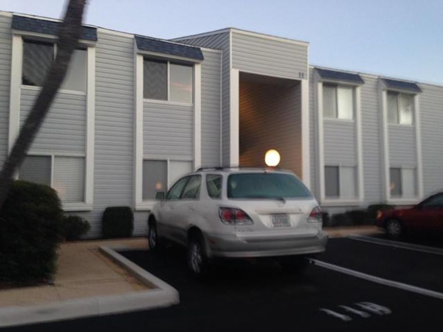 2 Bd / 1 Ba unit offers low maintenance living. Waterfront complex small water views from unit. Updated kicthen, condo only needs carpet and fresh paint to make a great home for a 1st time buyer or 2nd home owner. .We are just steps away from the peaceful bay and short drive to shopping, bases, and beaches! Finisterra is located within walking distance to Shalimar yacht basin , dry and wet storage for boats, as well! Project facilities for this waterfront community include; in-ground swimming pool, tennis court, his and hers sauna's, and on-site laundry facilities, bay access. Subject condo has washer dryer hook ups in the condo