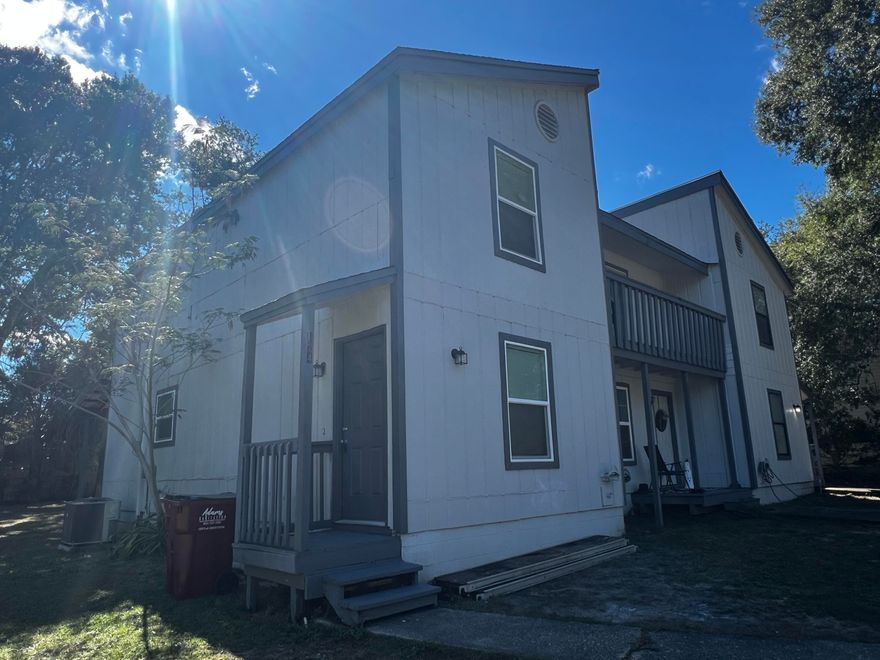 Renovated 2 bedroom 1.5 bathroom with washer and dryer connections in Crestview, FL. This 2-story end unit has been completely renovated, shared backyard that is maintained by the landlords. LVP flooring in bedrooms and bathrooms with tile throughout the rest of the house. (Unit is currently awaiting new countertop install, available as soon as its completed).