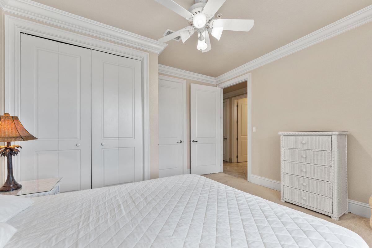 RESIDENCES AT ST JAMES BAY - Residential