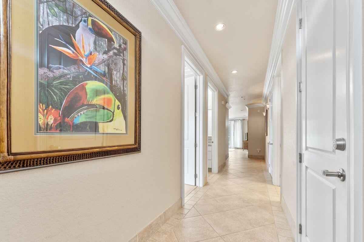 RESIDENCES AT ST JAMES BAY - Residential