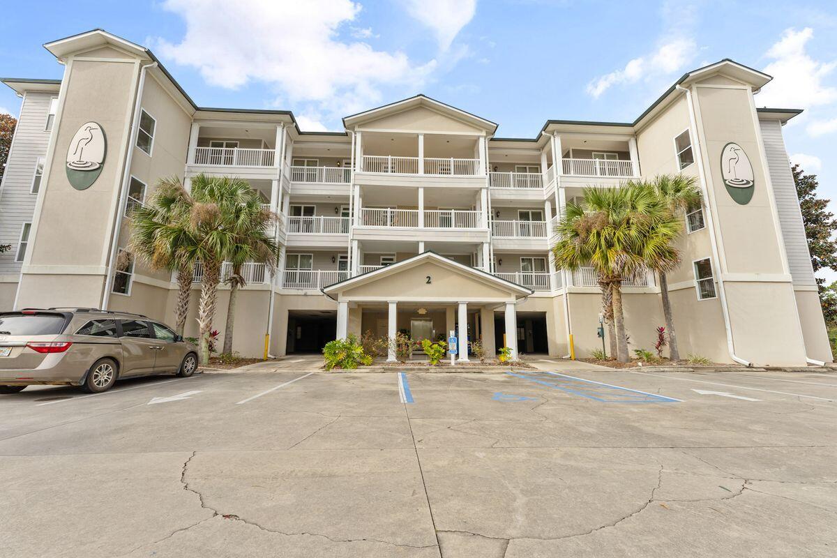 RESIDENCES AT ST JAMES BAY - Residential