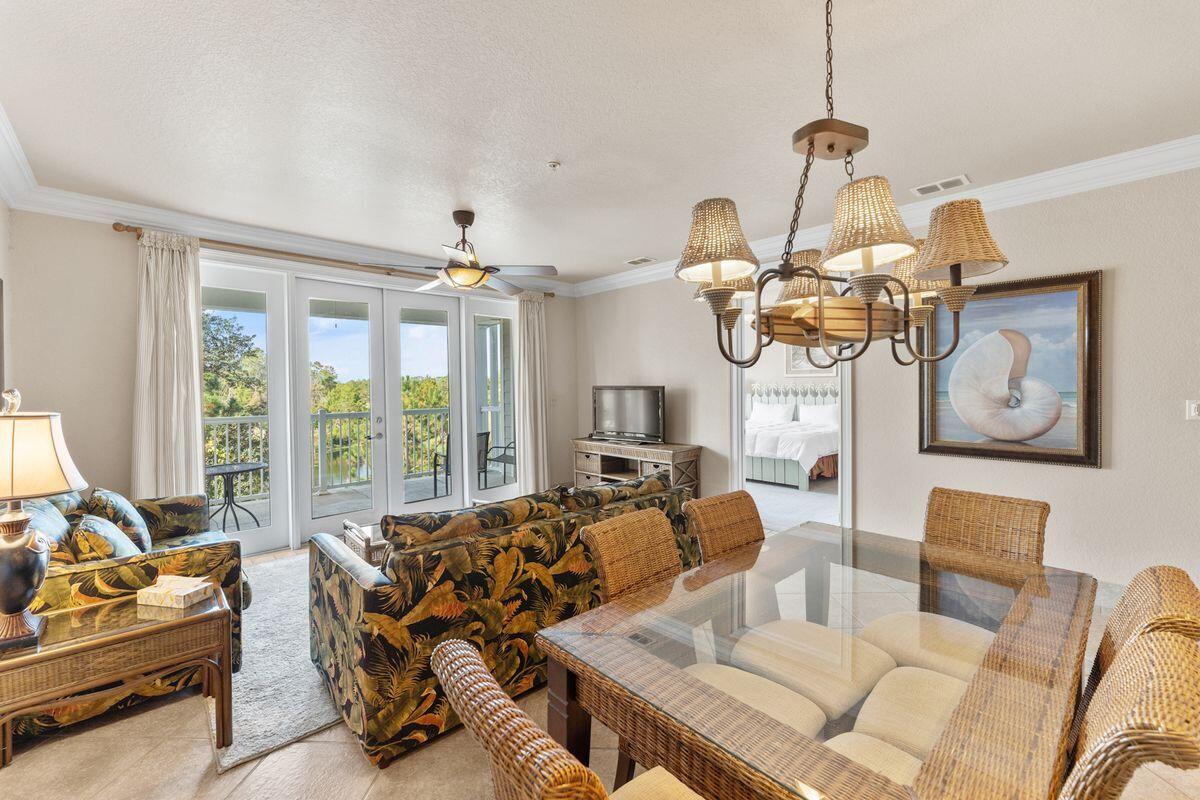 RESIDENCES AT ST JAMES BAY - Residential