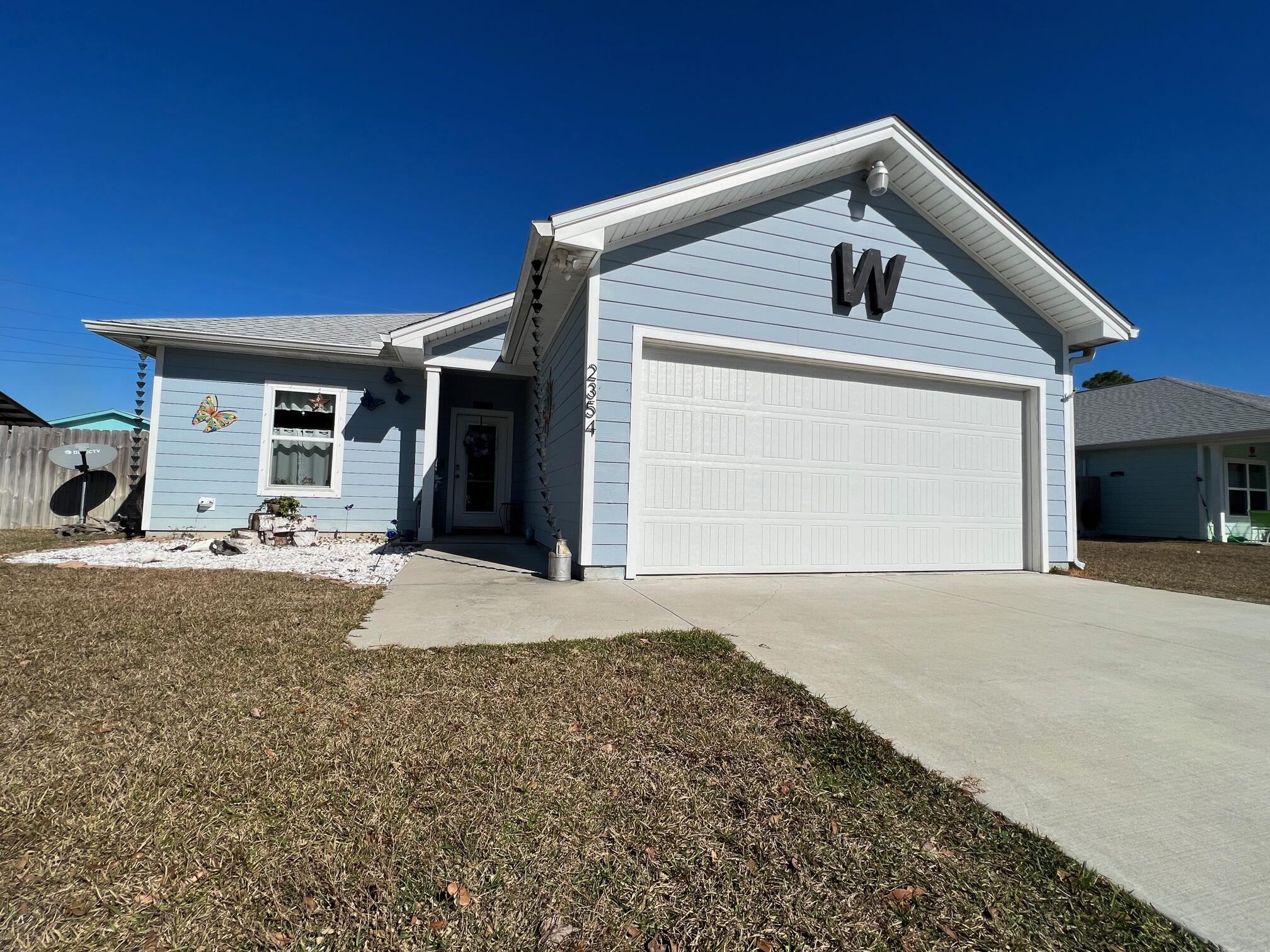 NORTH LAGOON OAKS - Residential