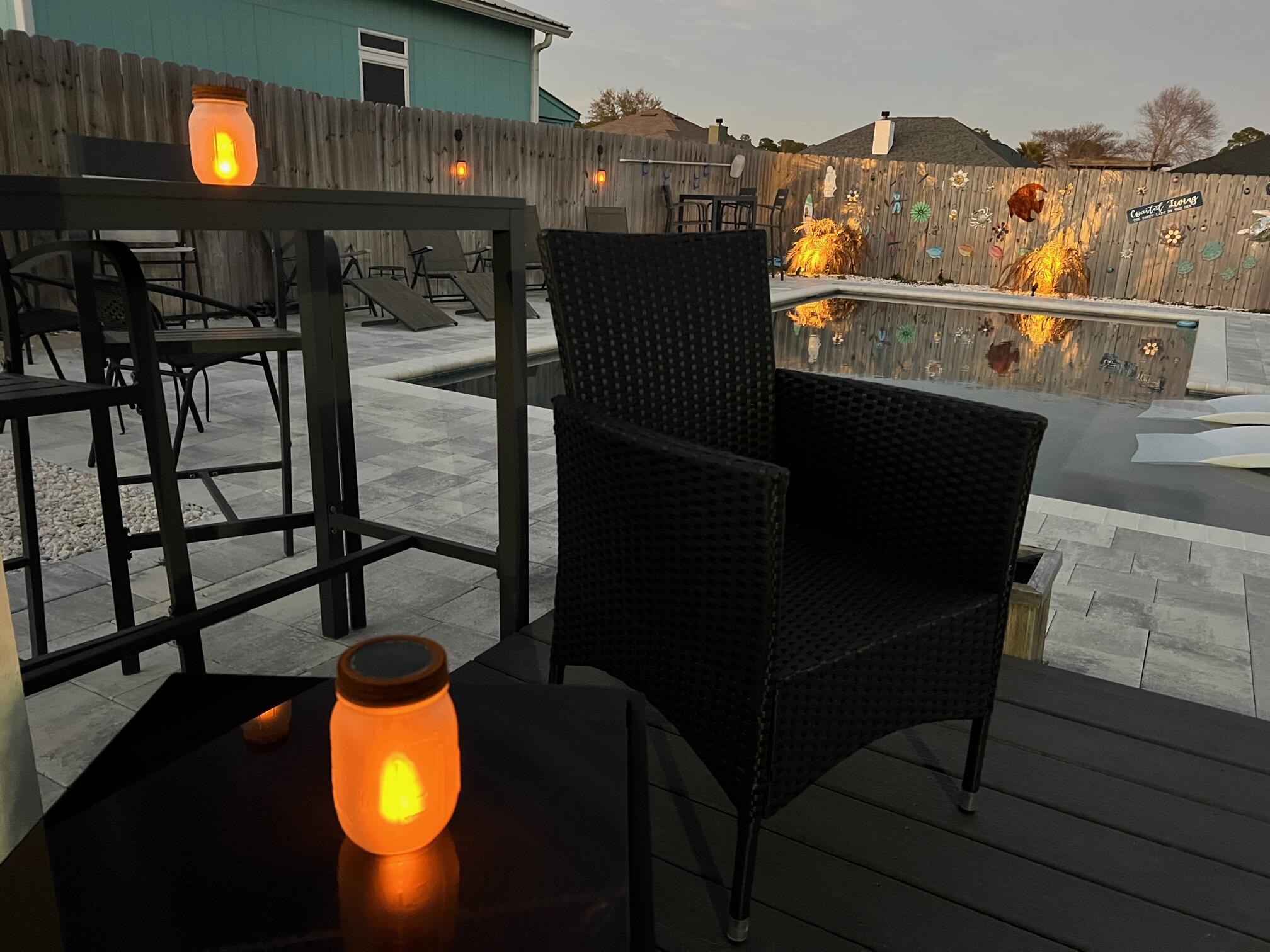 NORTH LAGOON OAKS - Residential