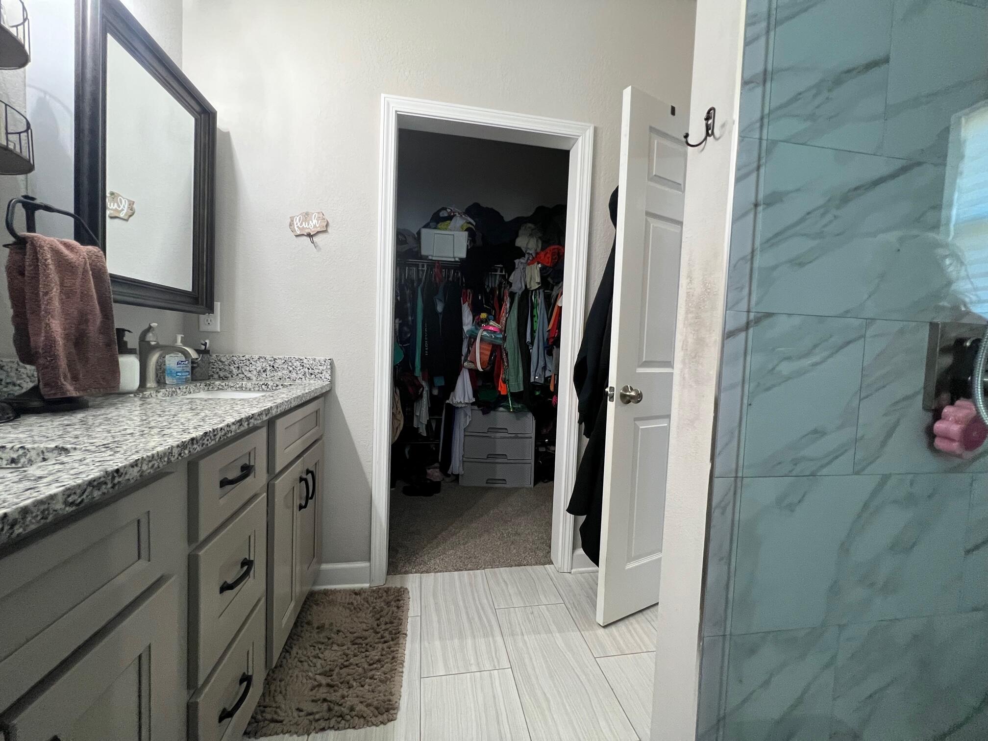 NORTH LAGOON OAKS - Residential