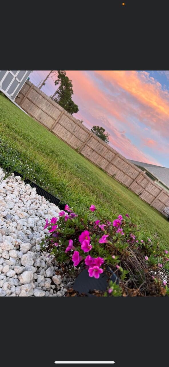 NORTH LAGOON OAKS - Residential