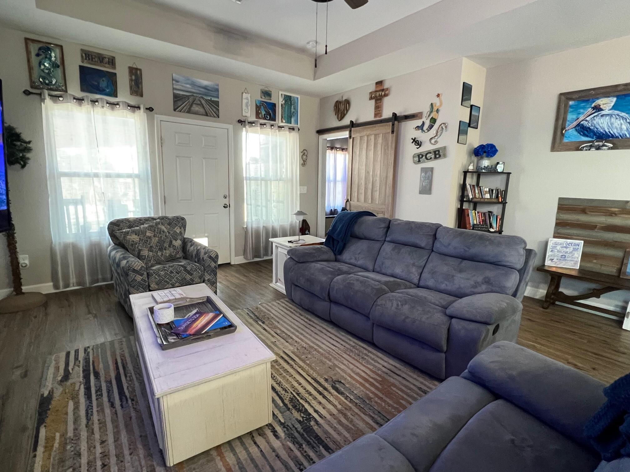 NORTH LAGOON OAKS - Residential