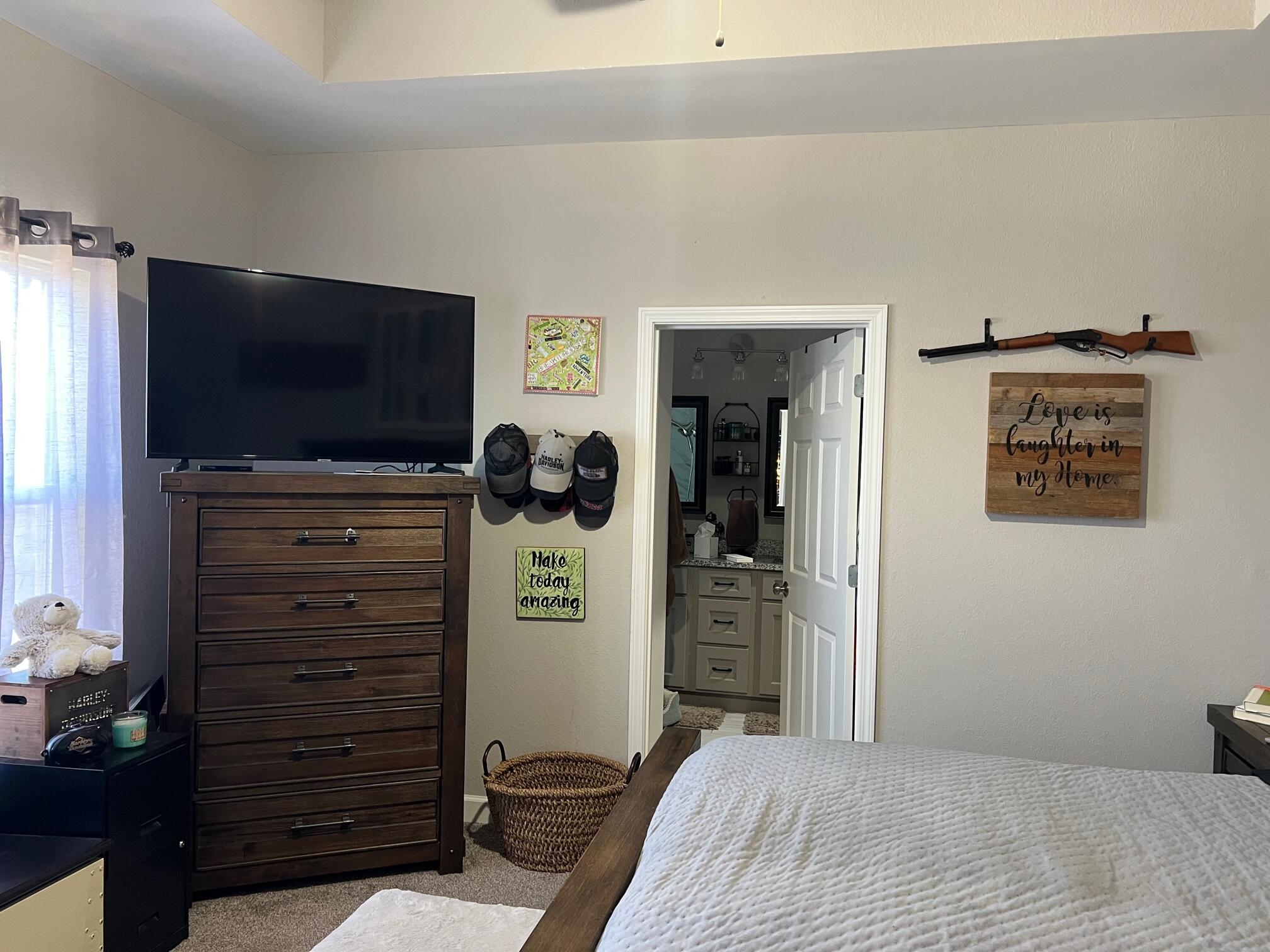 NORTH LAGOON OAKS - Residential