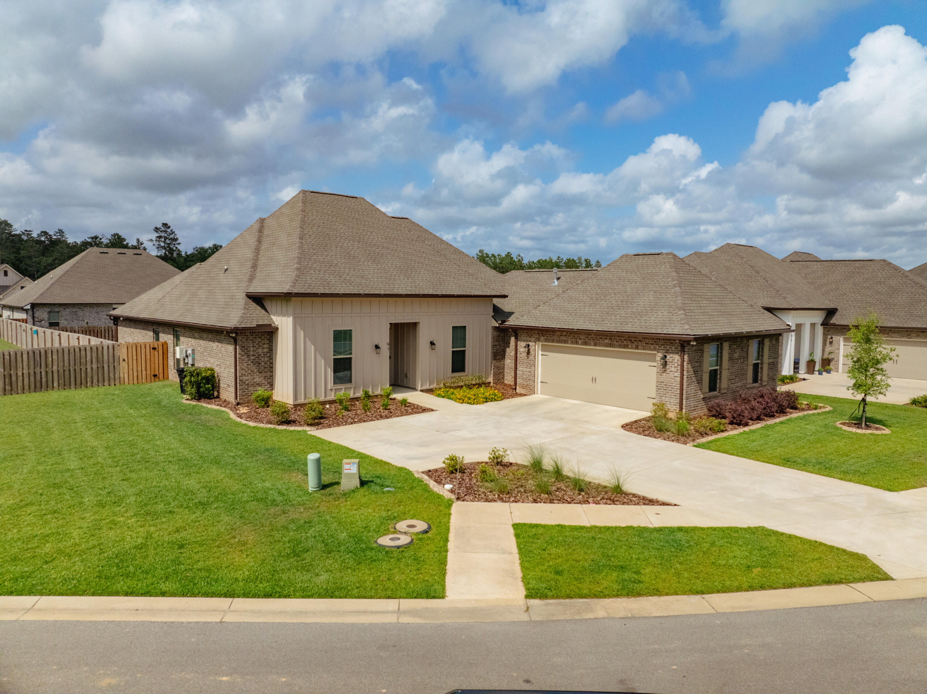 HAMMOCK BAY - Residential