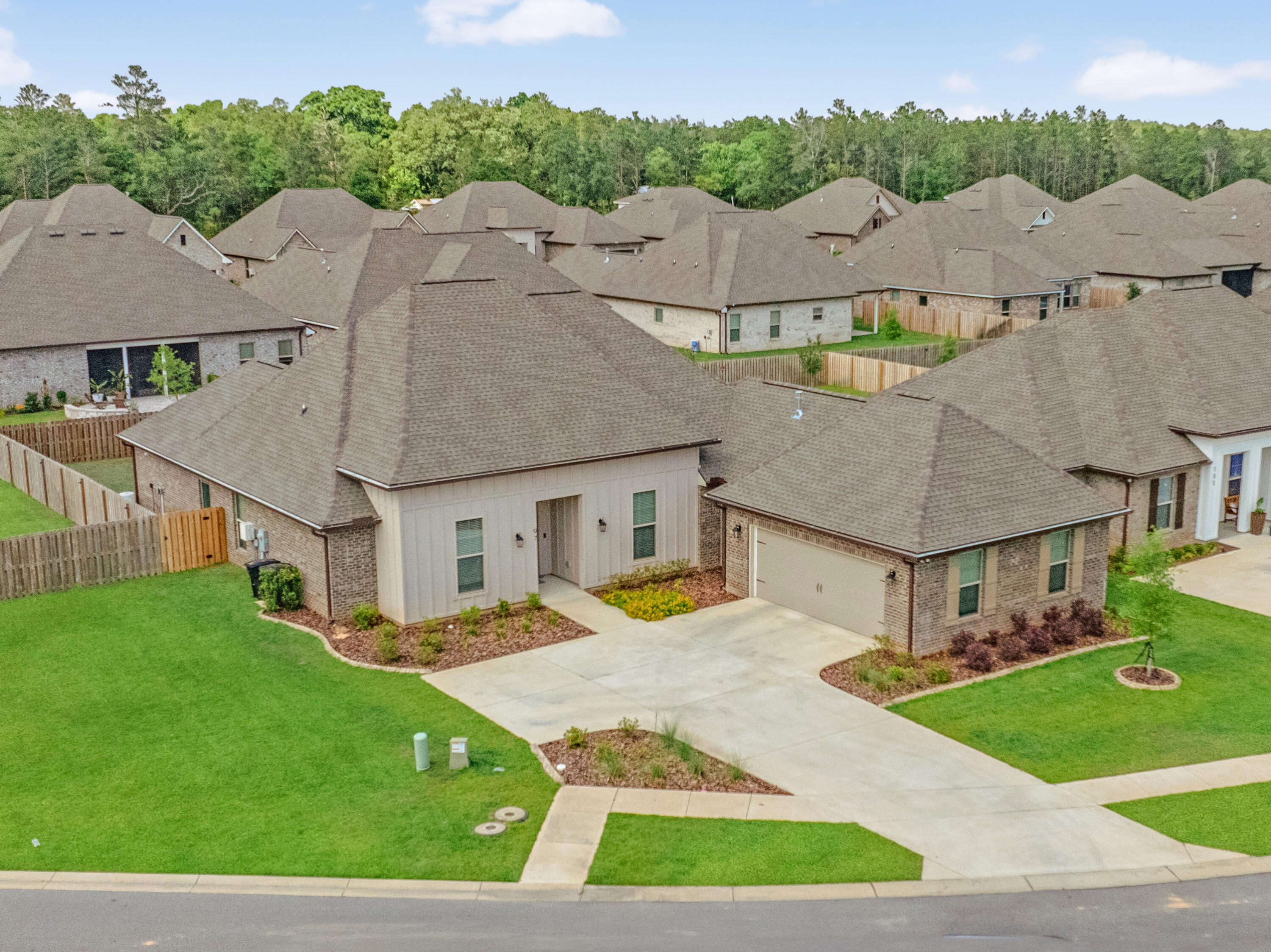 HAMMOCK BAY - Residential