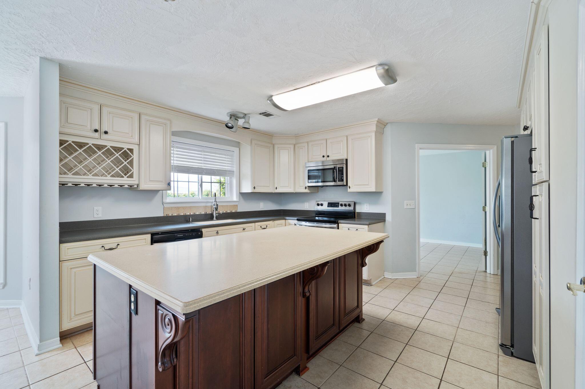 SKY PARK ESTATES S/D - Residential