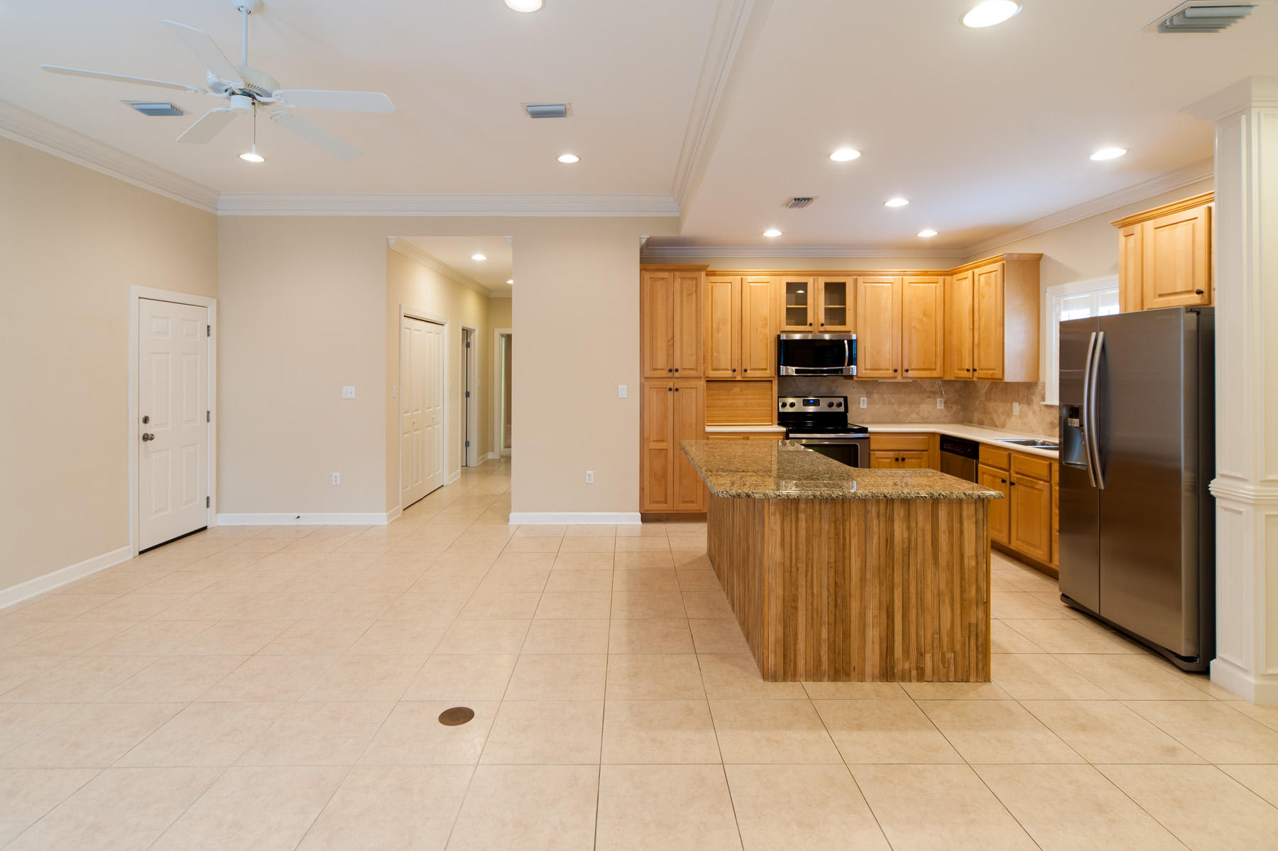 EMERALD WATERS VILLAGE - Residential