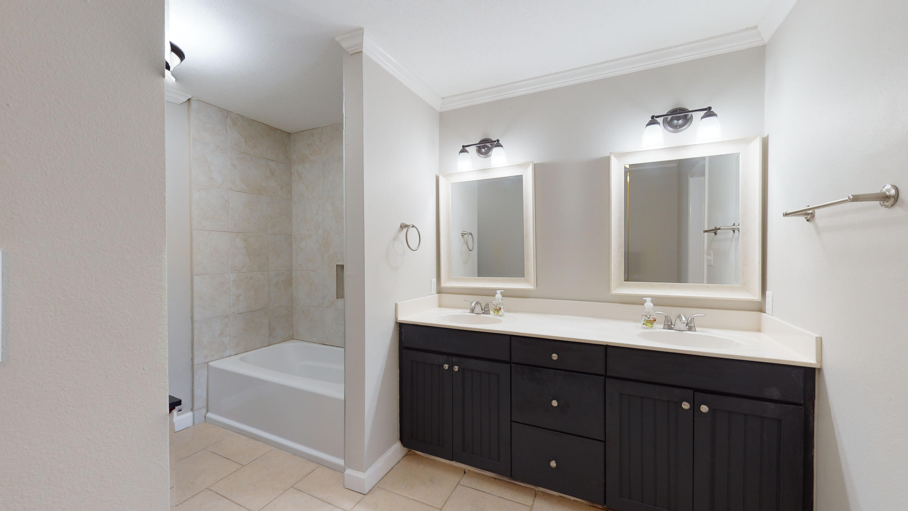 DURANGO WINDS T/H - Residential