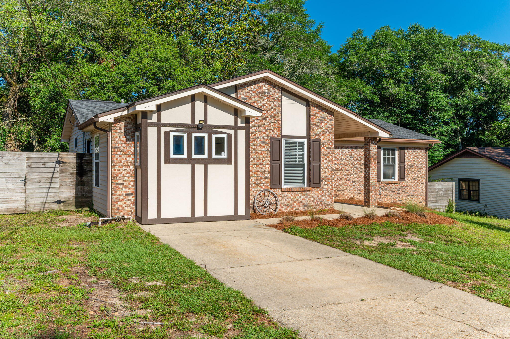 CREEKSIDE 2 - Residential