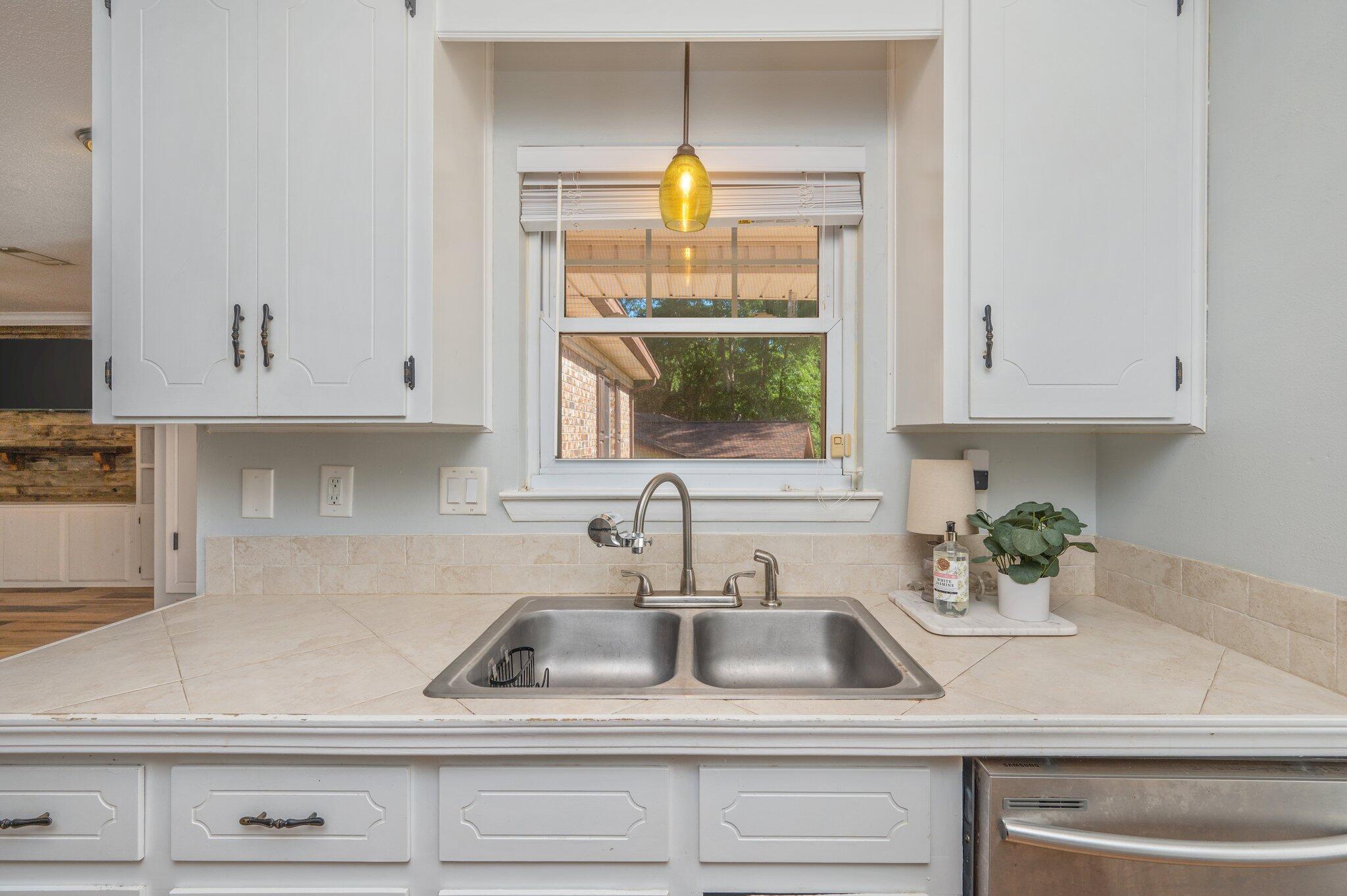 CREEKSIDE 2 - Residential
