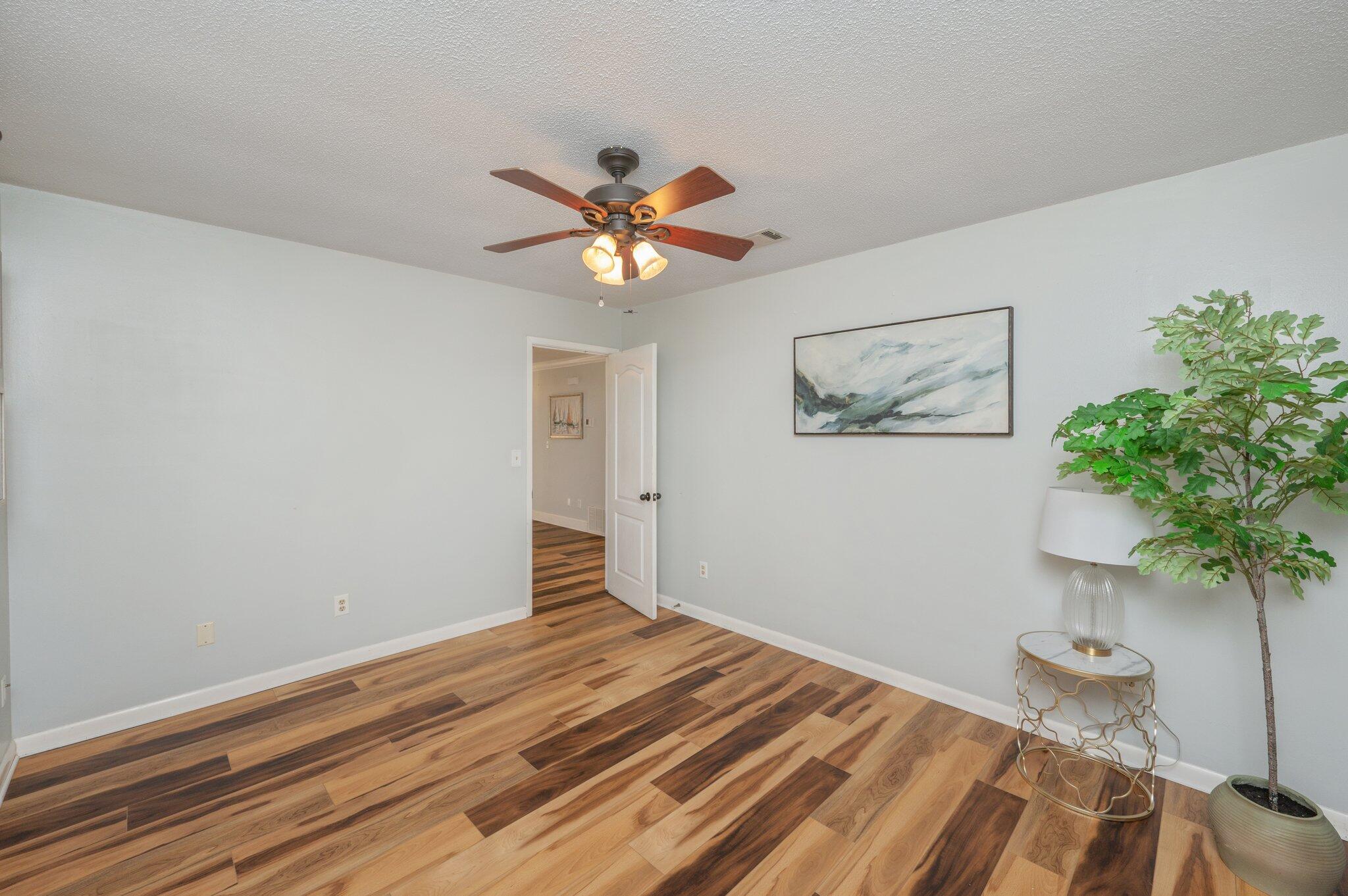 CREEKSIDE 2 - Residential
