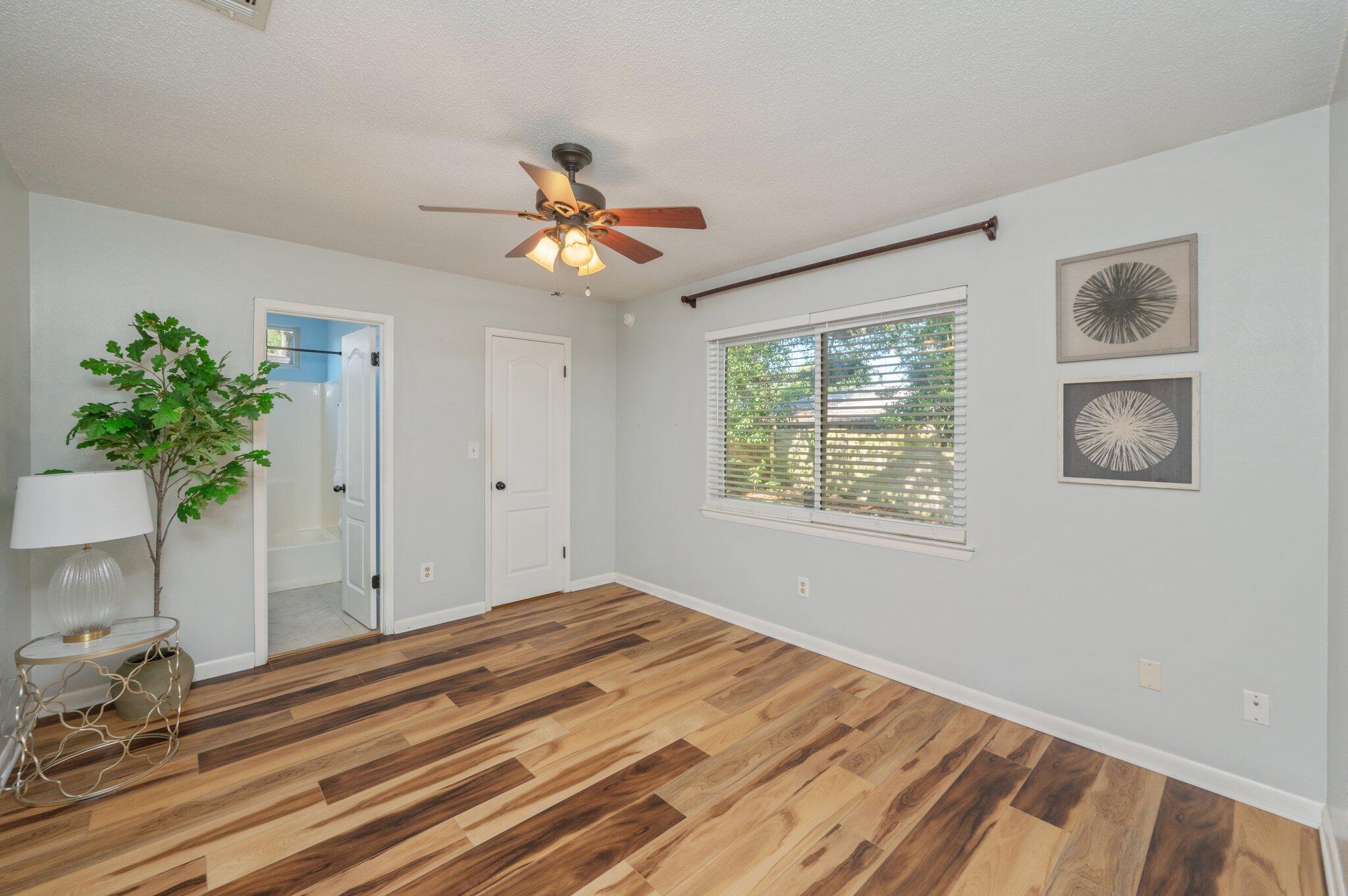 CREEKSIDE 2 - Residential