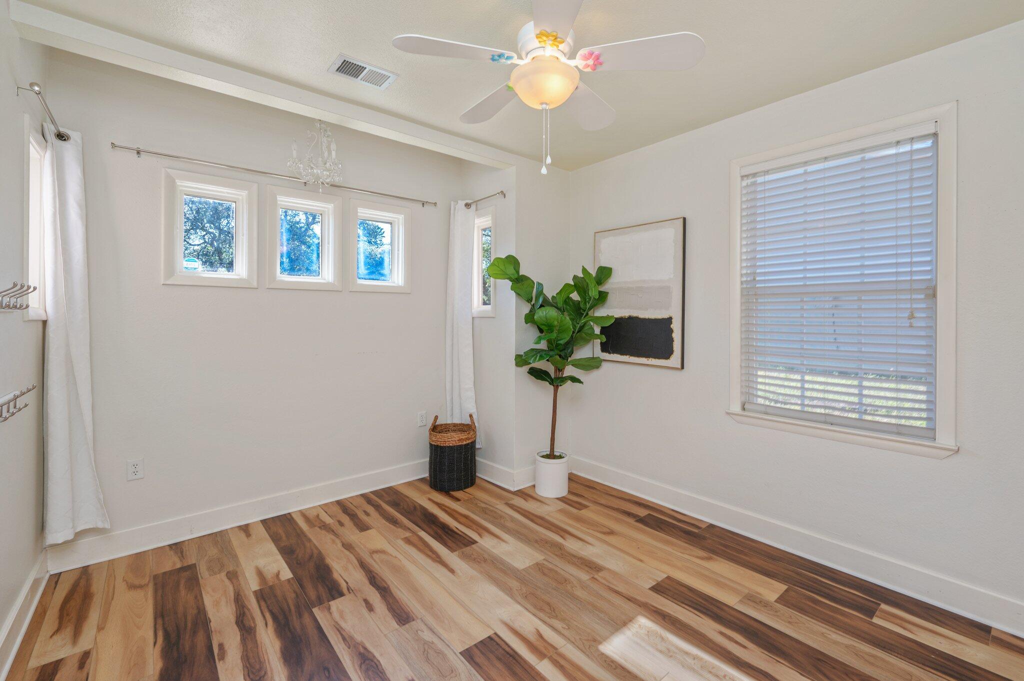CREEKSIDE 2 - Residential