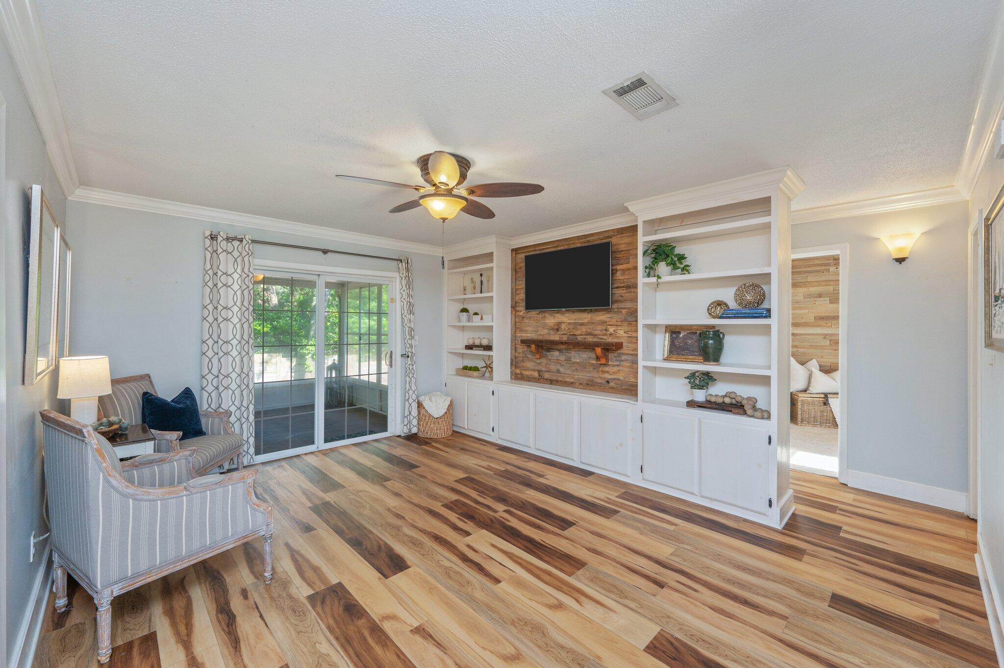 CREEKSIDE 2 - Residential