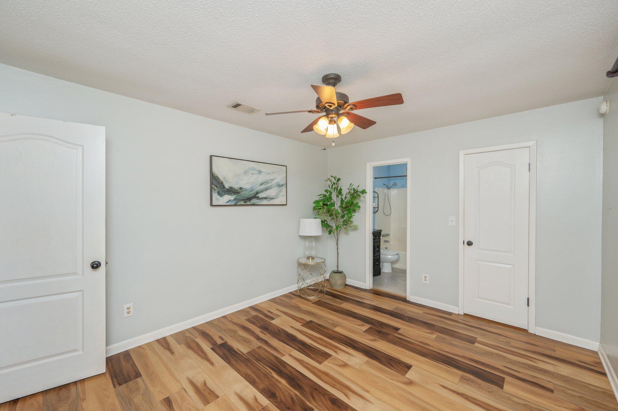 CREEKSIDE 2 - Residential