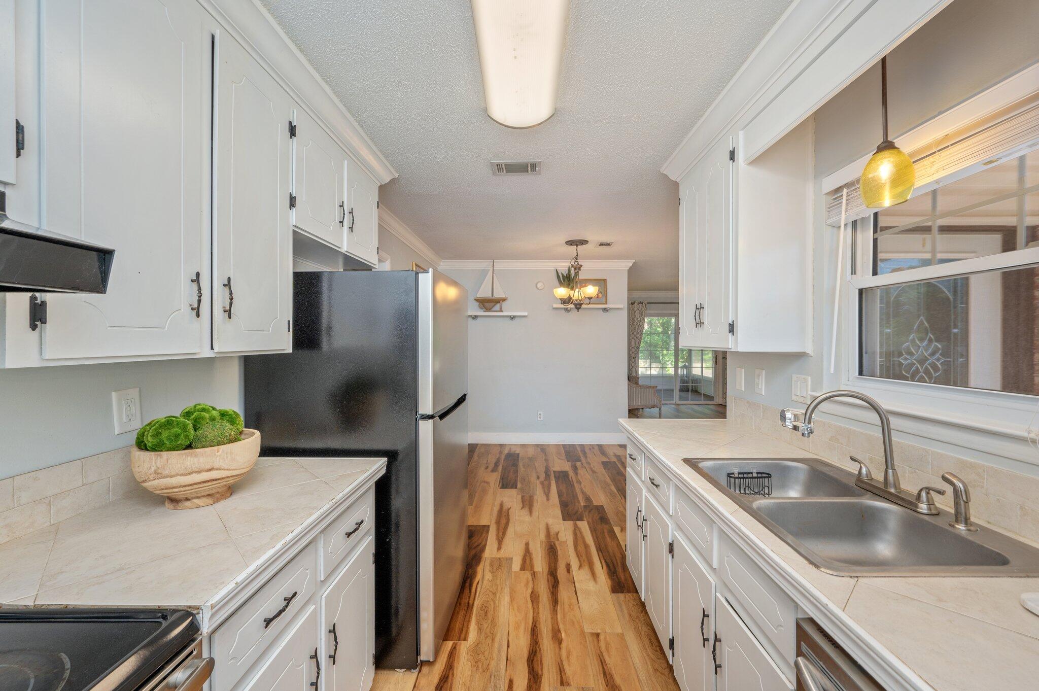 CREEKSIDE 2 - Residential