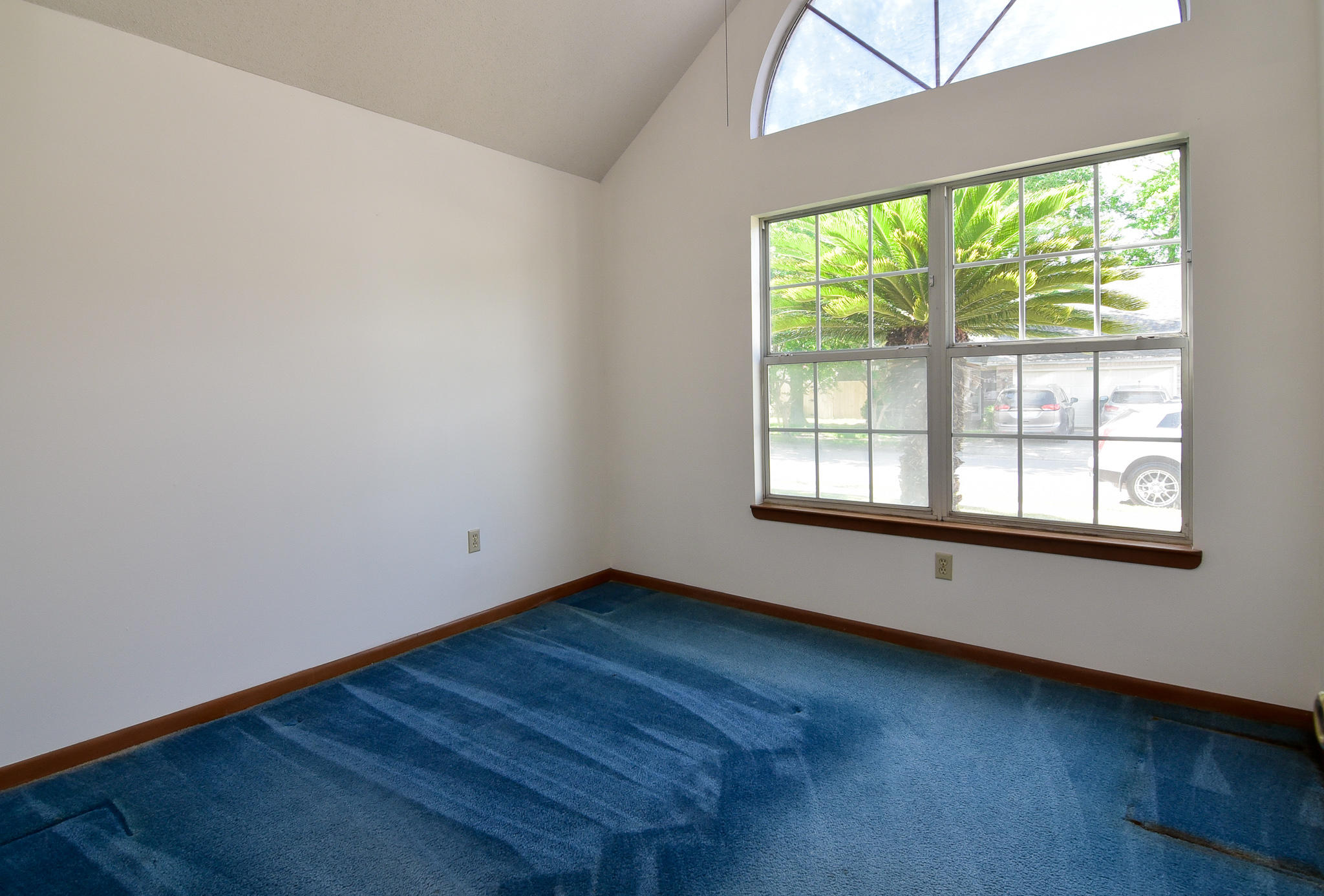 CANTERBURY WOODS - Residential