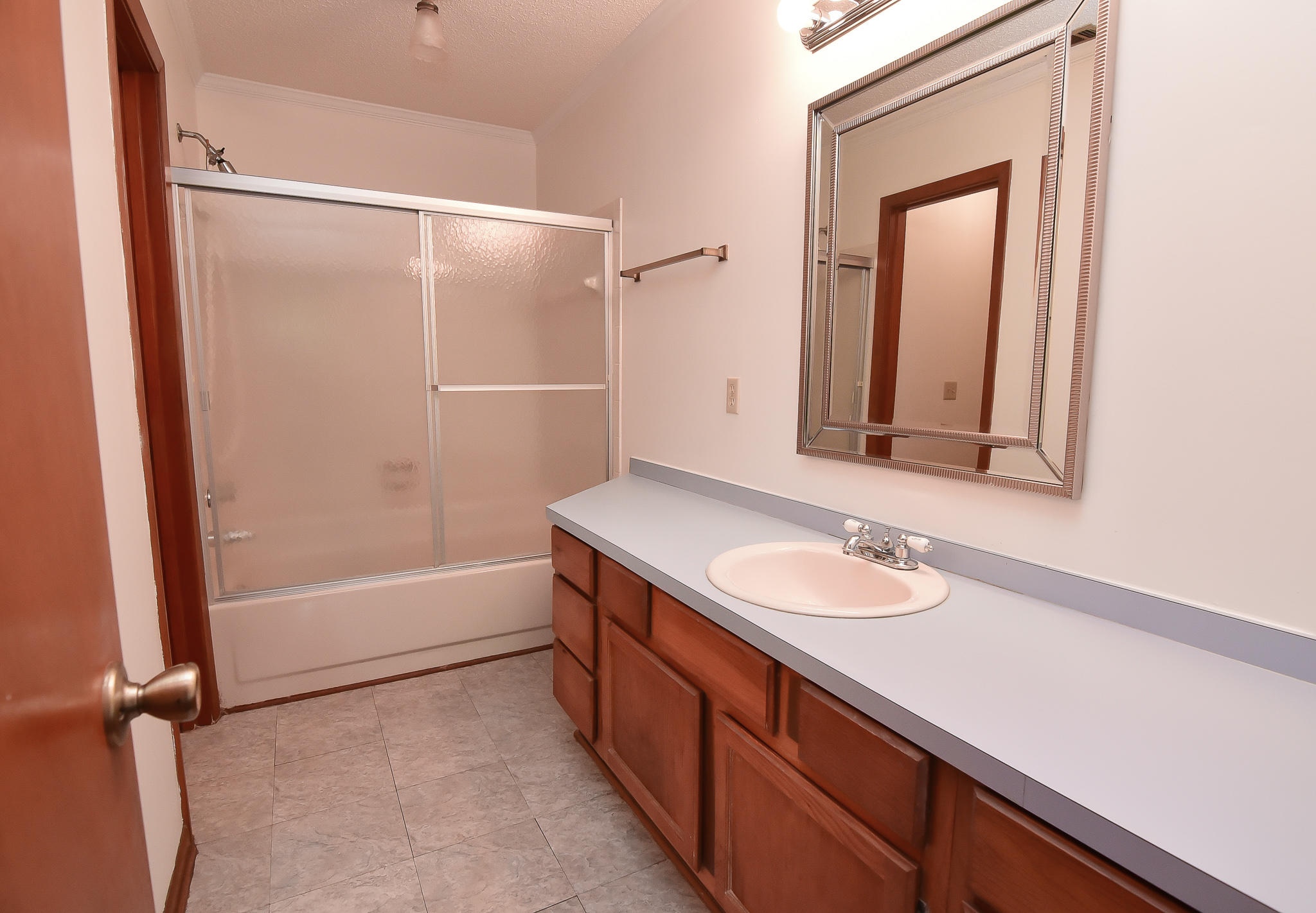 CANTERBURY WOODS - Residential