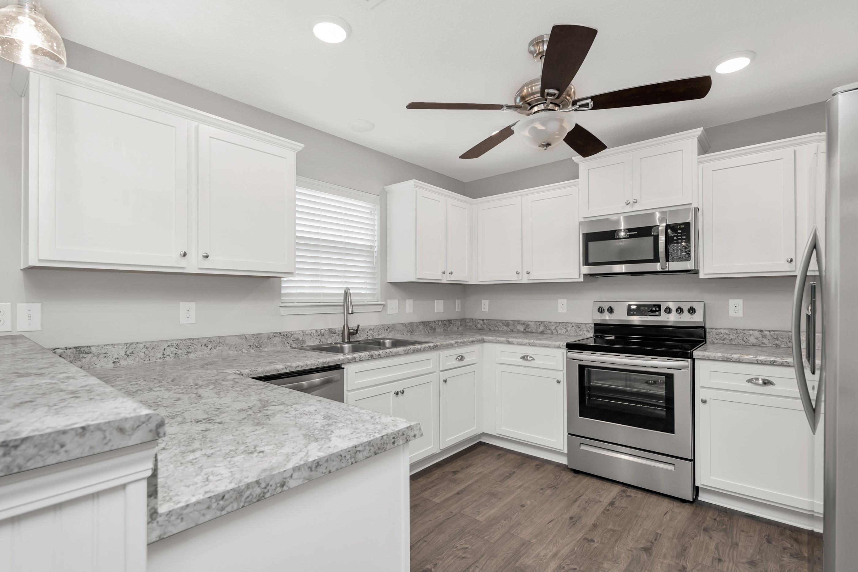 STILLWELL SOUTH - Residential