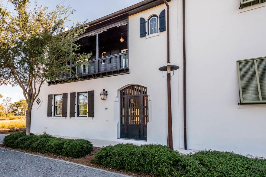 Entered for comp purposes. Located along the emerald waters and white sand beaches of Florida's Gulf Coast, Alys Beach is a New Urban community combining the harmonious forms of Bermudan architecture with the gracious character of courtyard living.