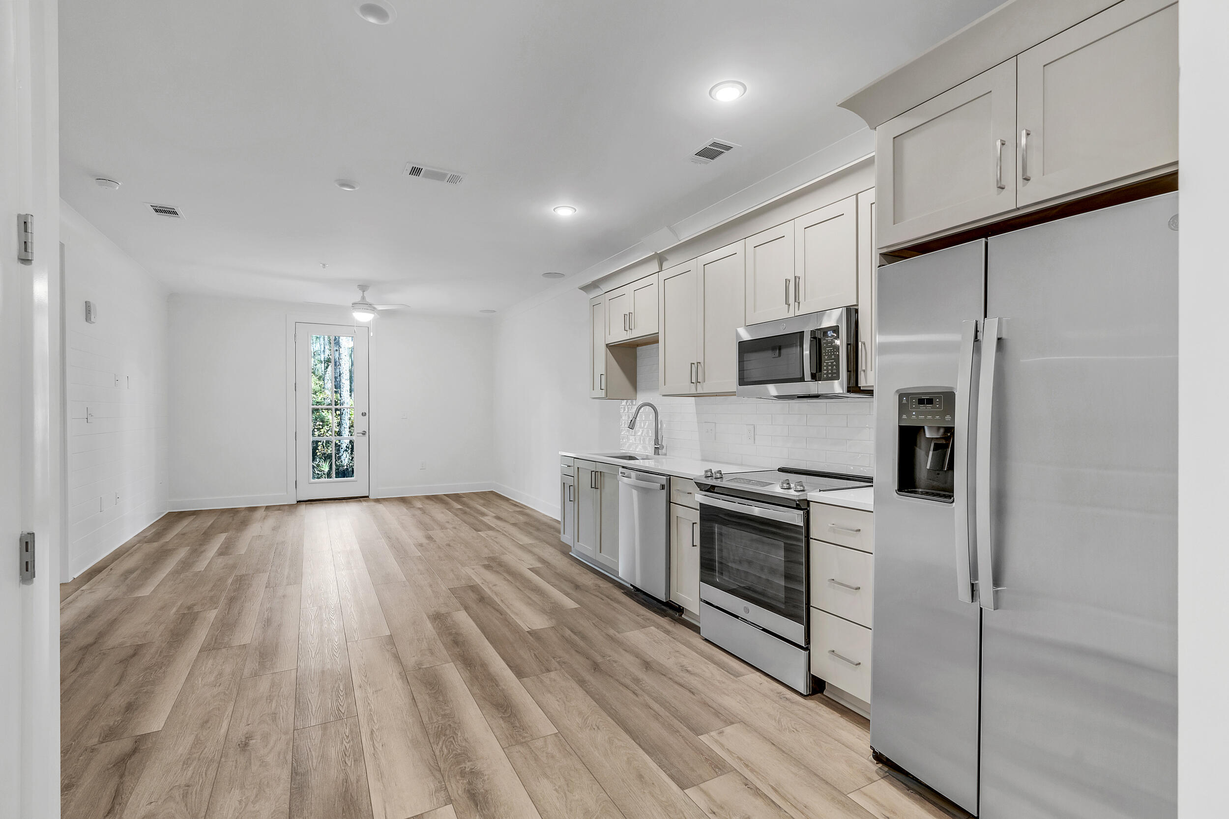 Pinewood 30A - Residential