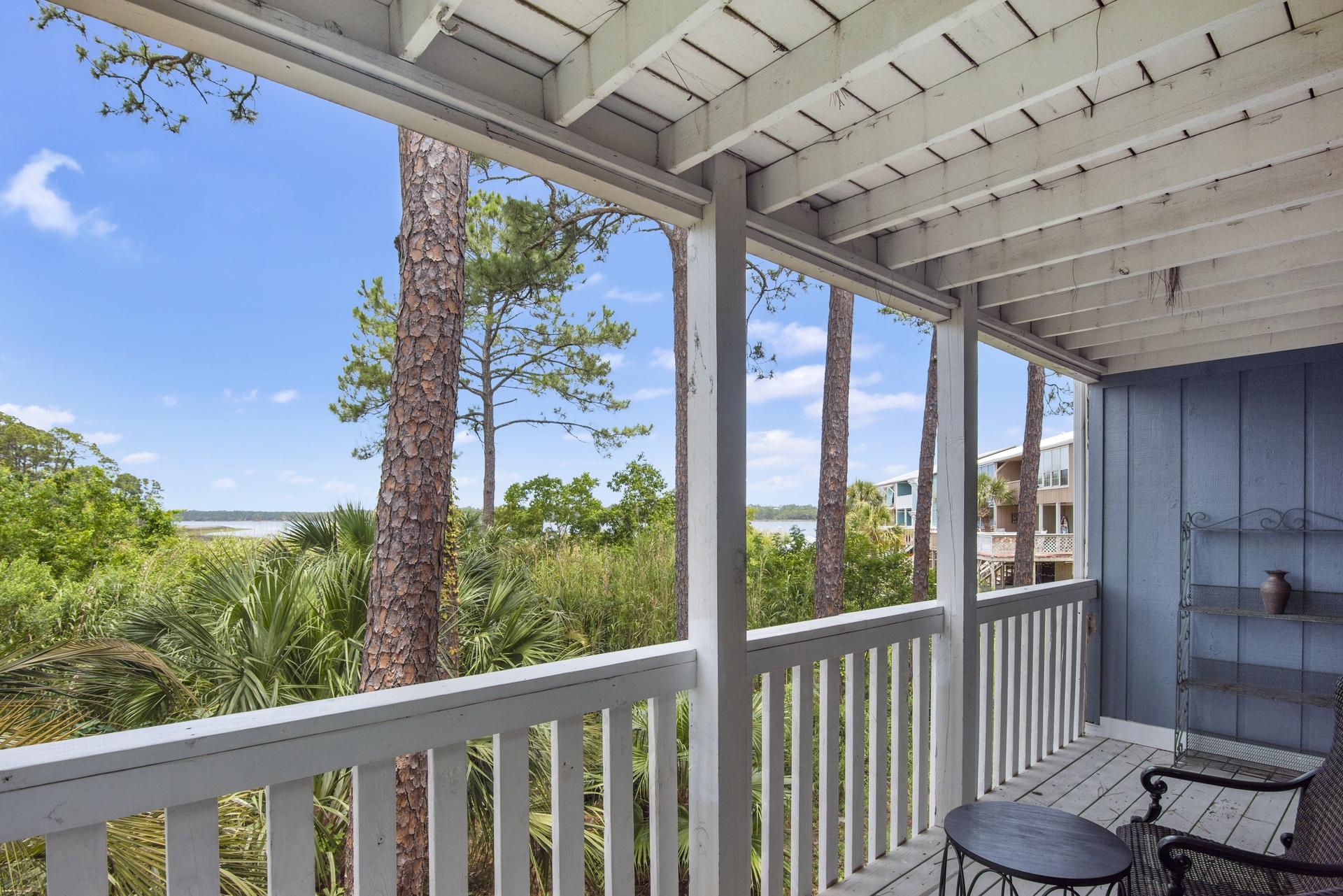PIRATES COVE - Residential