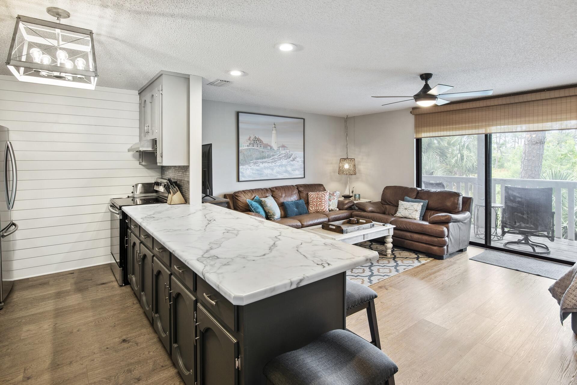 PIRATES COVE - Residential