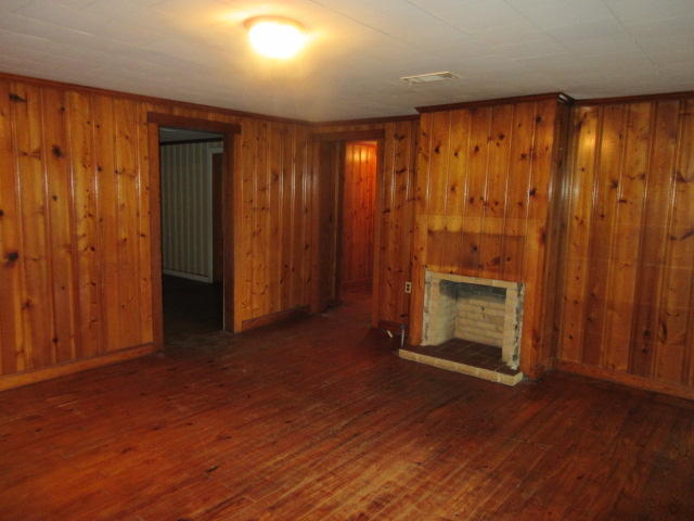 BAKER LAND CO ADDN TO BAKER - Residential