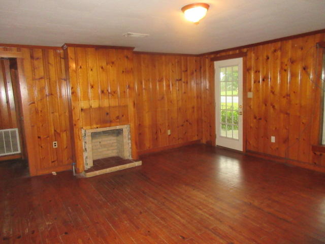 BAKER LAND CO ADDN TO BAKER - Residential