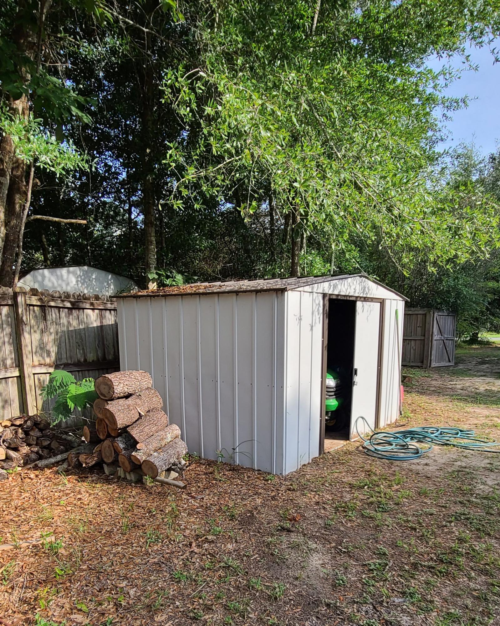 NeighborhoodCRESTVIEW SUBURB (231000.00) - Residential