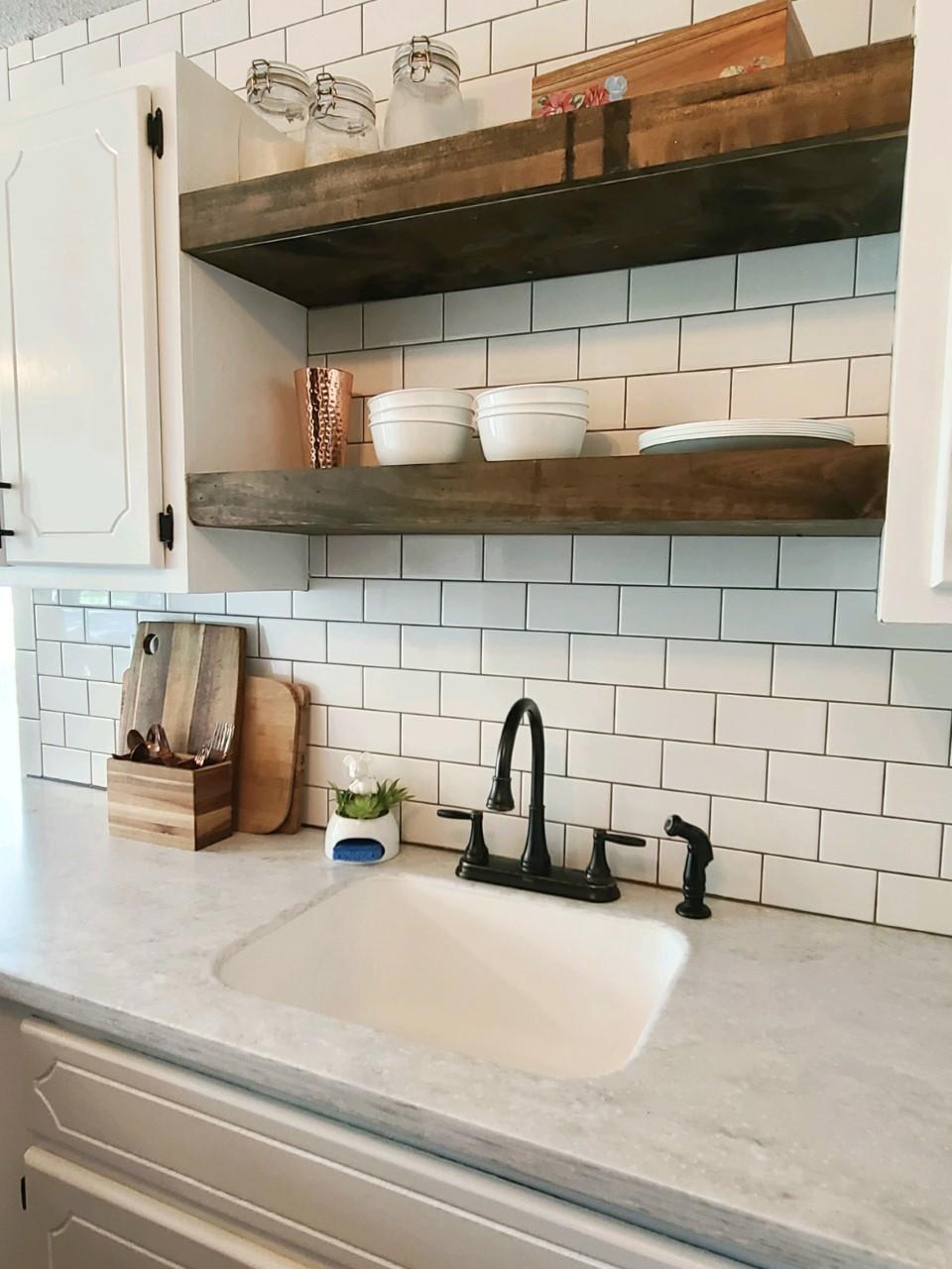 NeighborhoodCRESTVIEW SUBURB (231000.00) - Residential